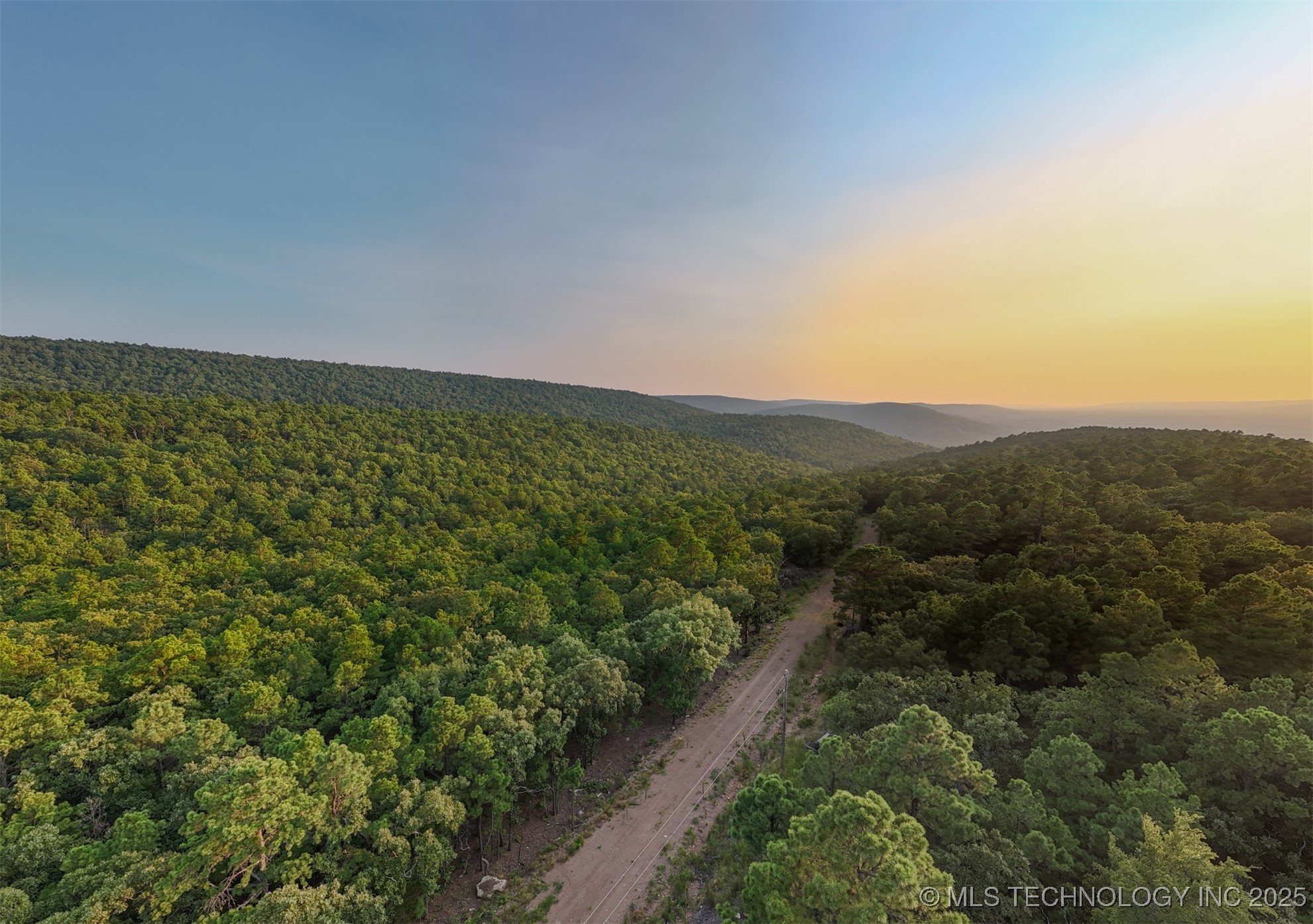 13 Moonshine Drive Property Photo 1