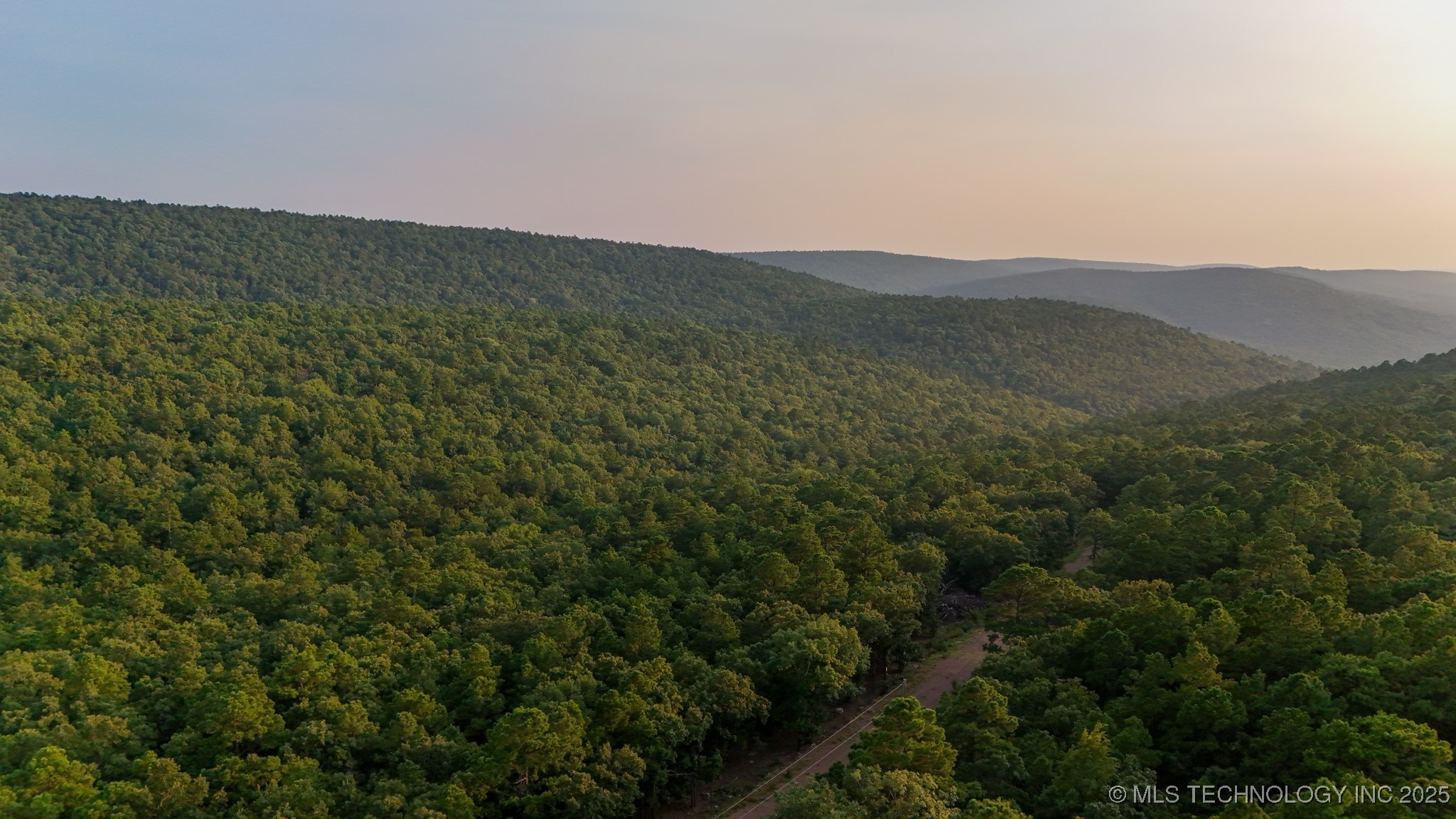 13 Moonshine Drive Property Photo 4