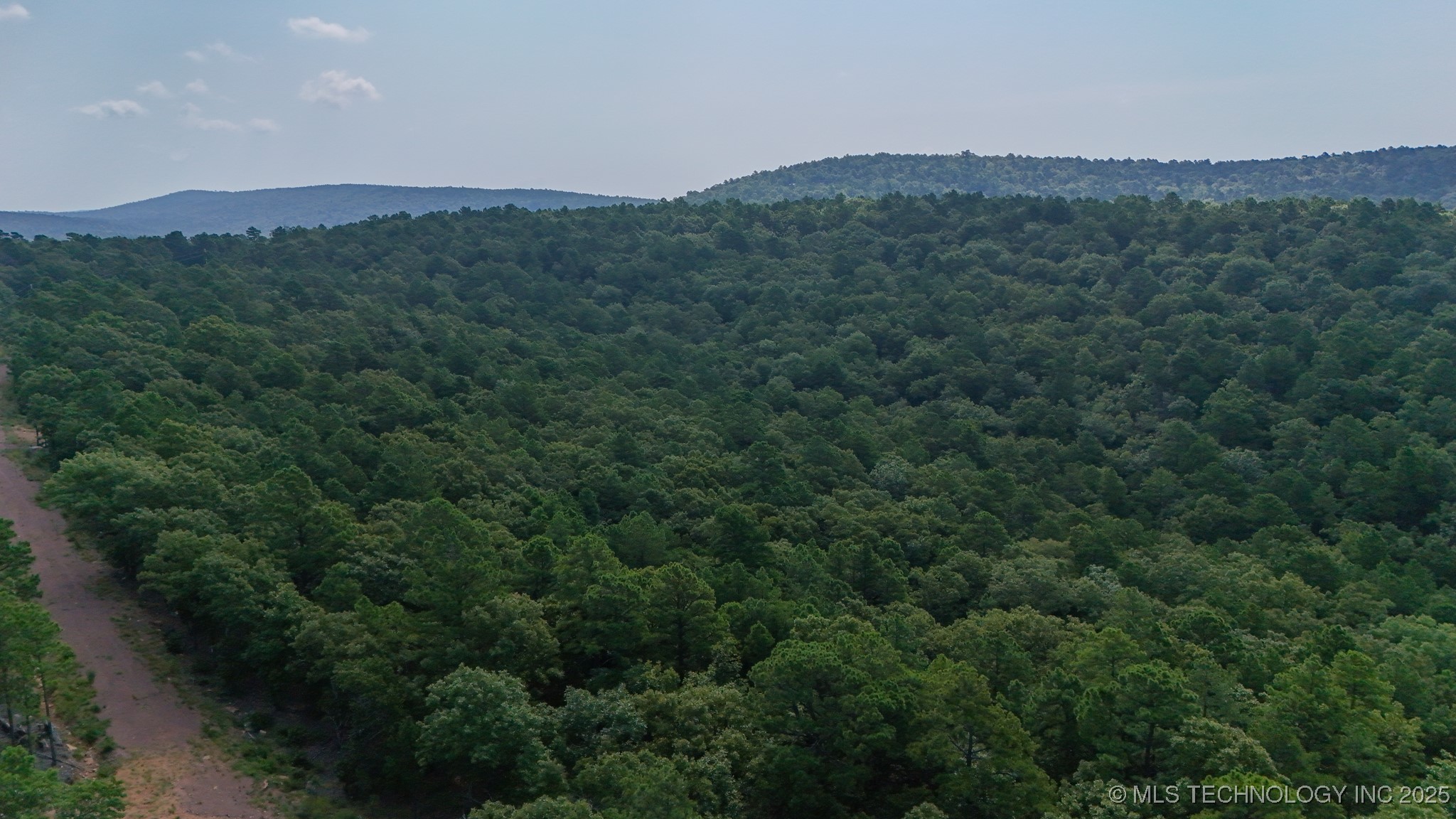 13 Moonshine Drive Property Photo 7