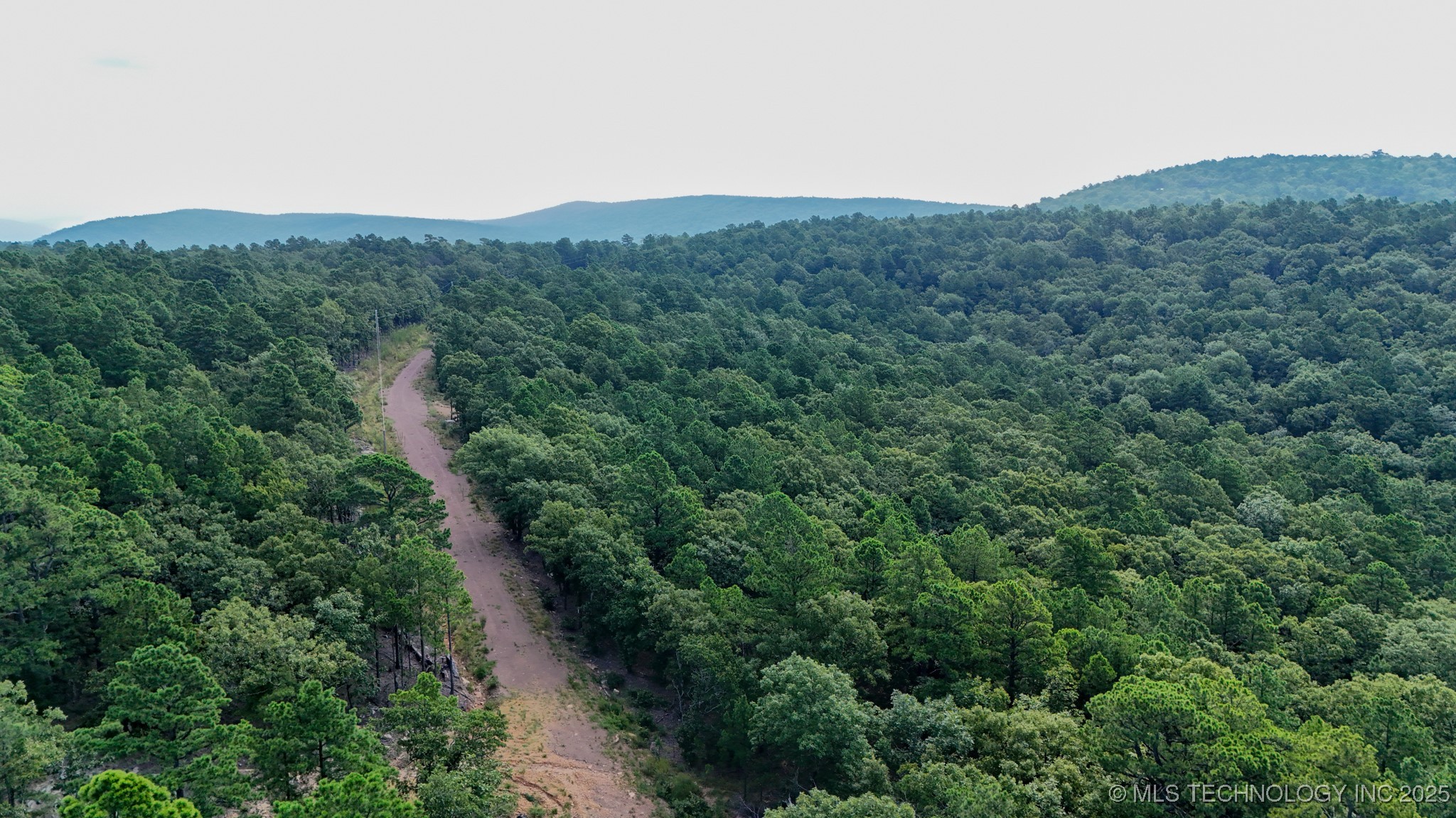 13 Moonshine Drive Property Photo 8