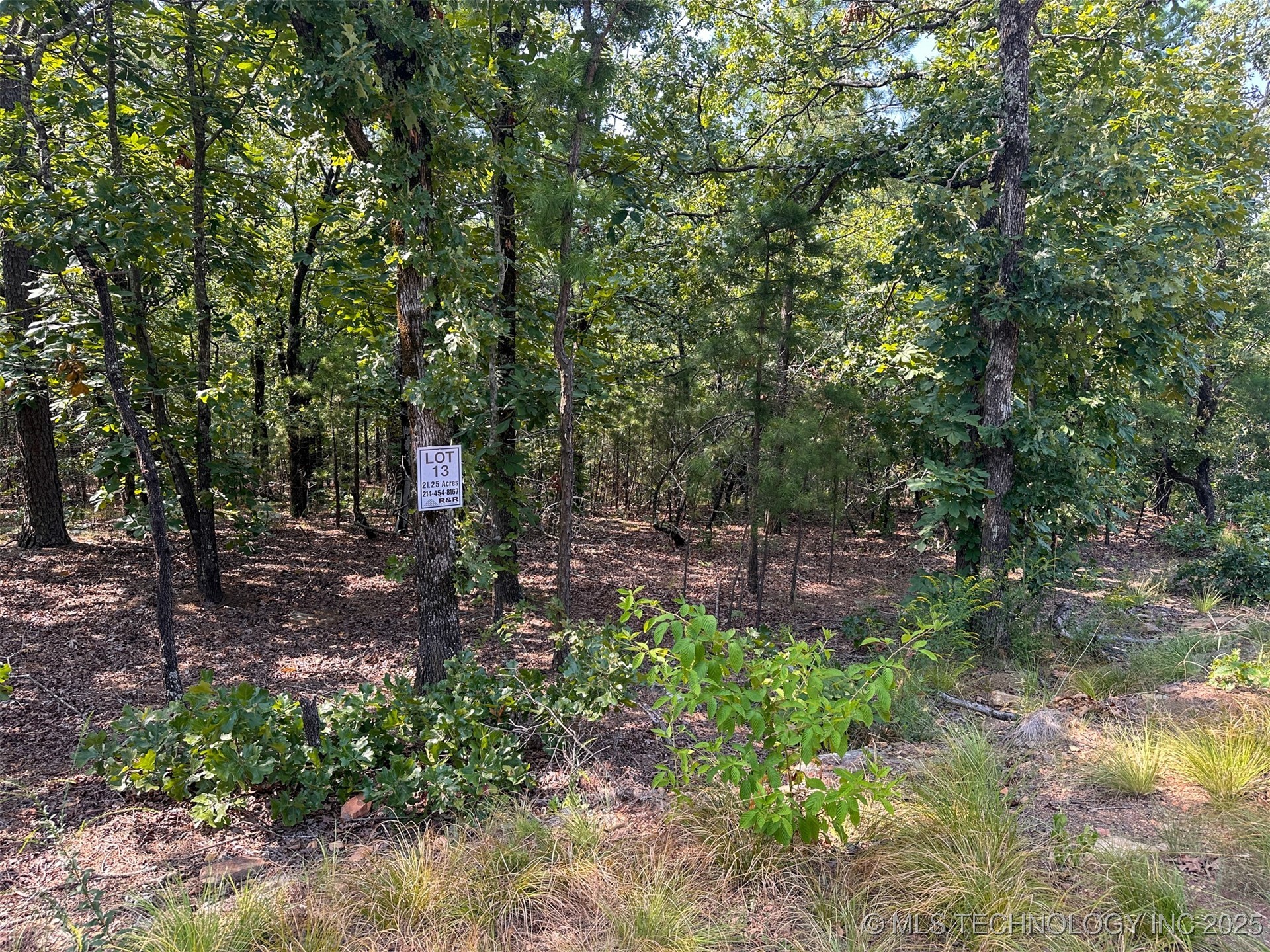 13 Moonshine Drive Property Photo 12