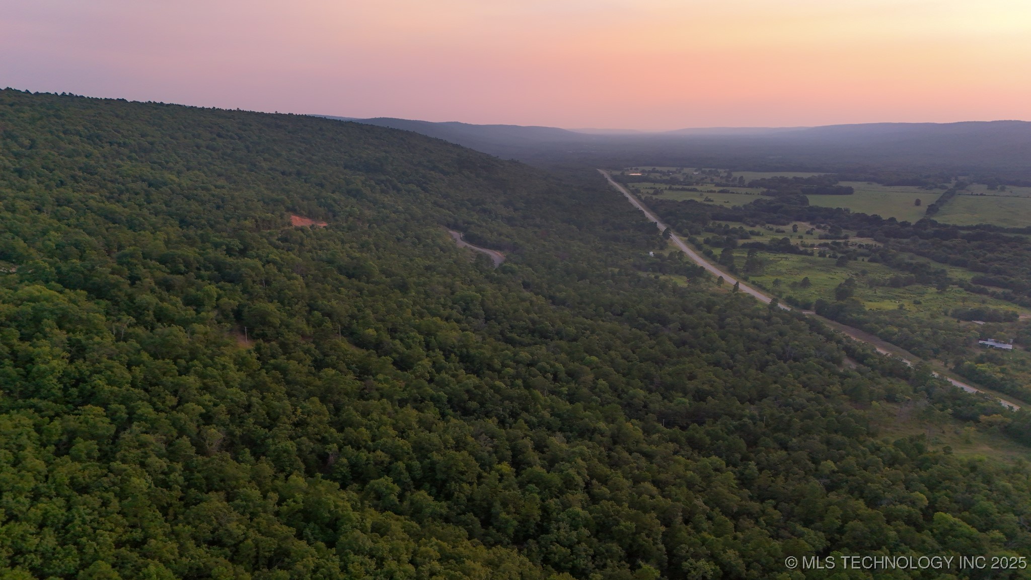 1 State Hwy 43 Property Photo 4