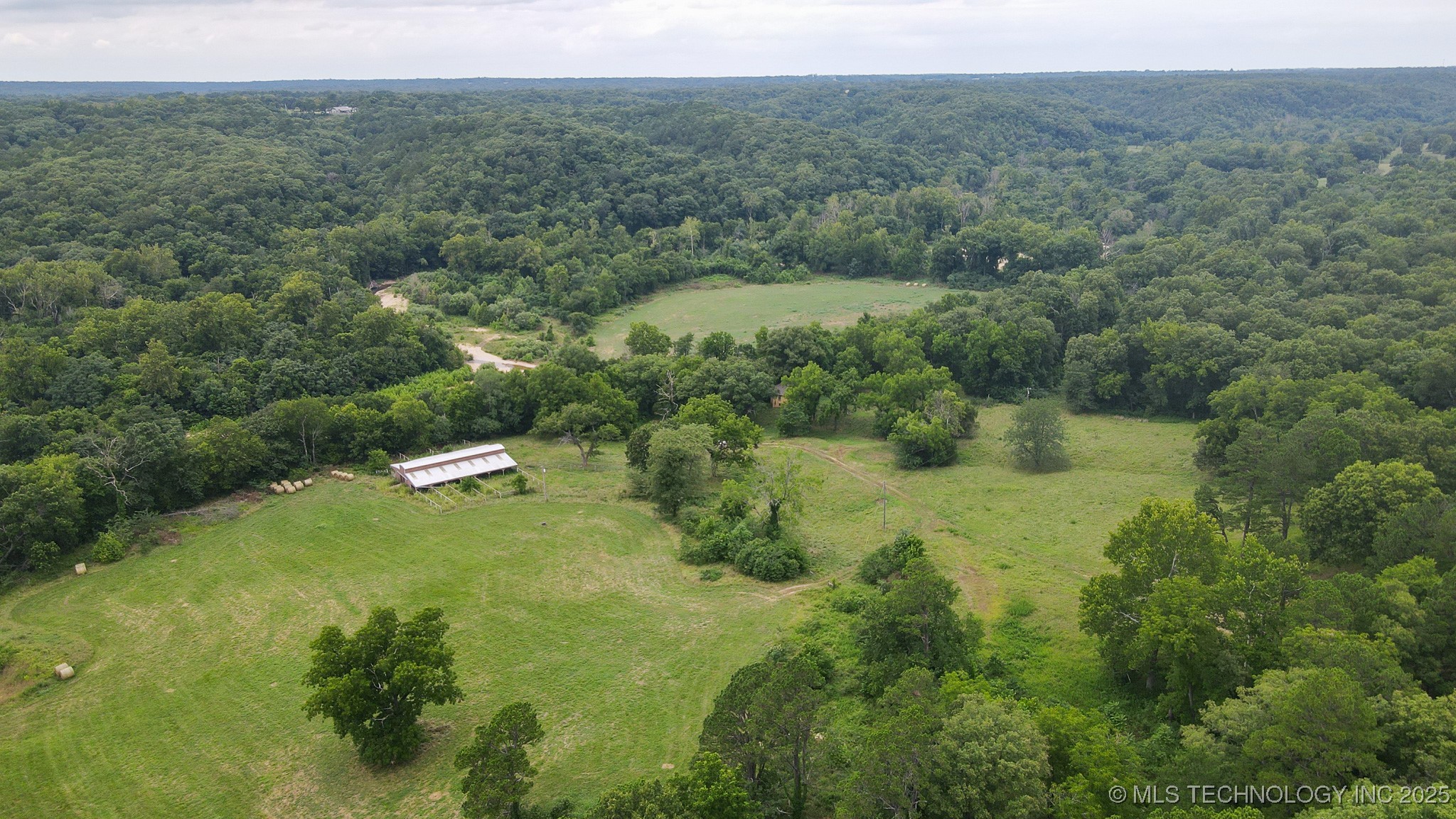 44418 S Country Road 608 Road Property Photo 31