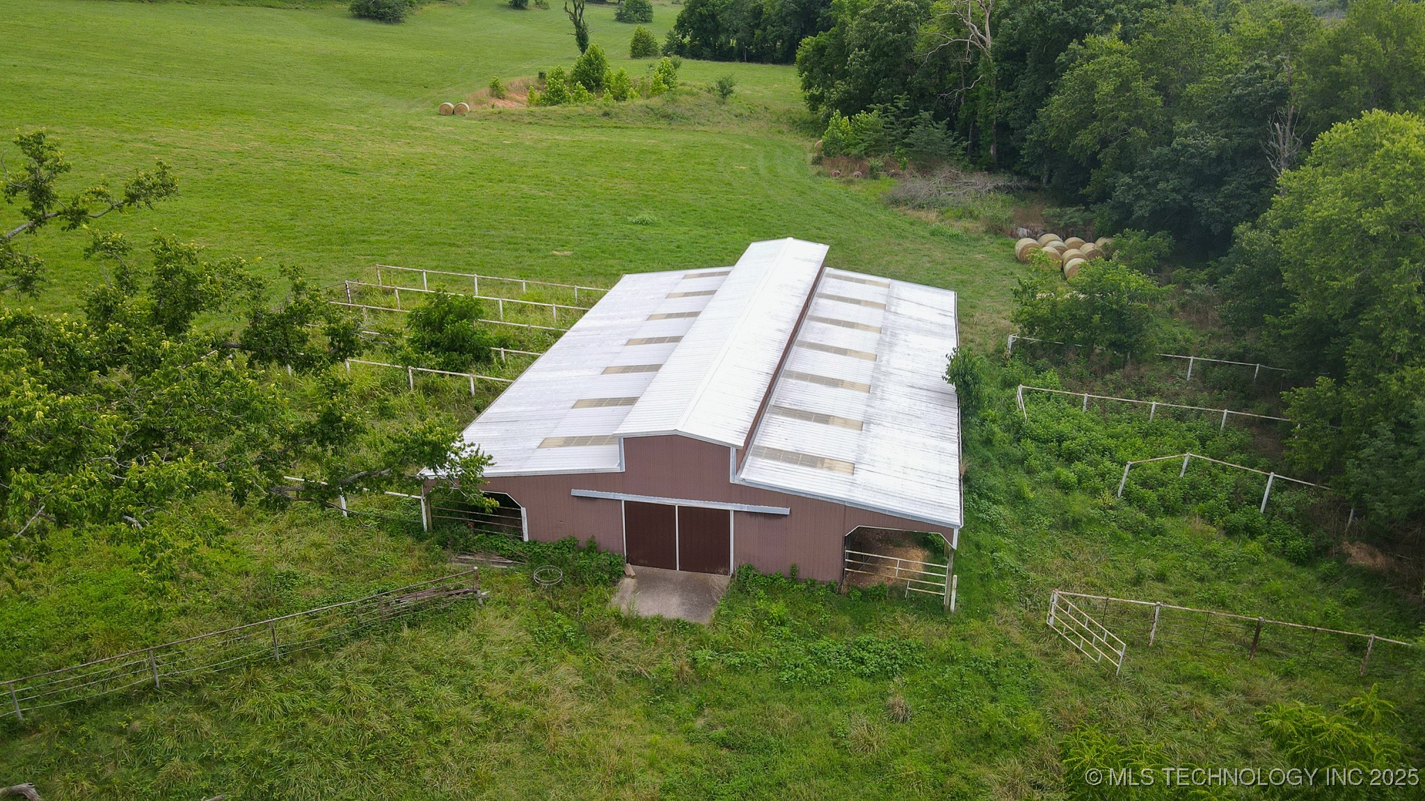 44418 S Country Road 608 Road Property Photo 42