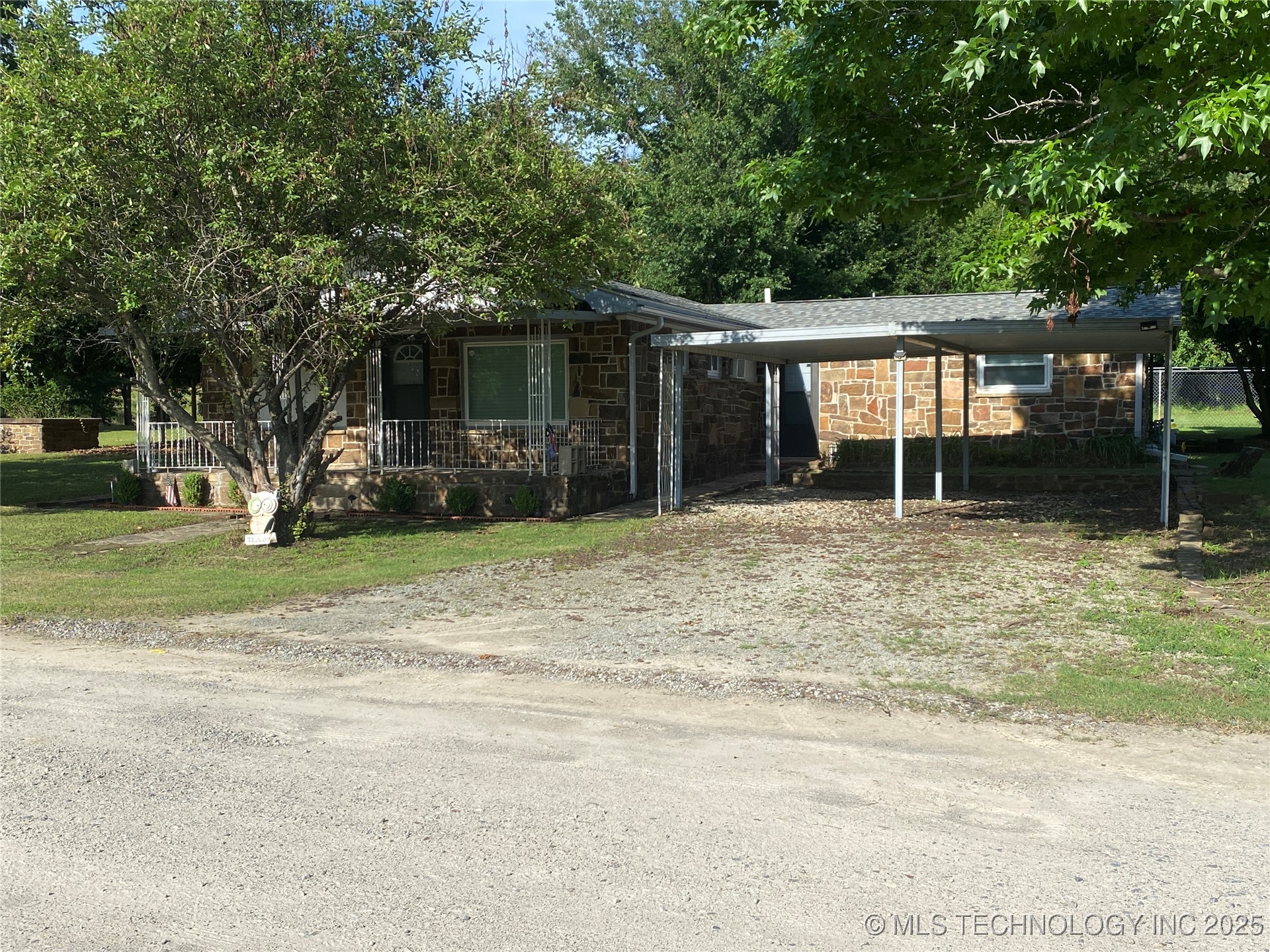 27 Rock Creek Drive Property Photo 2