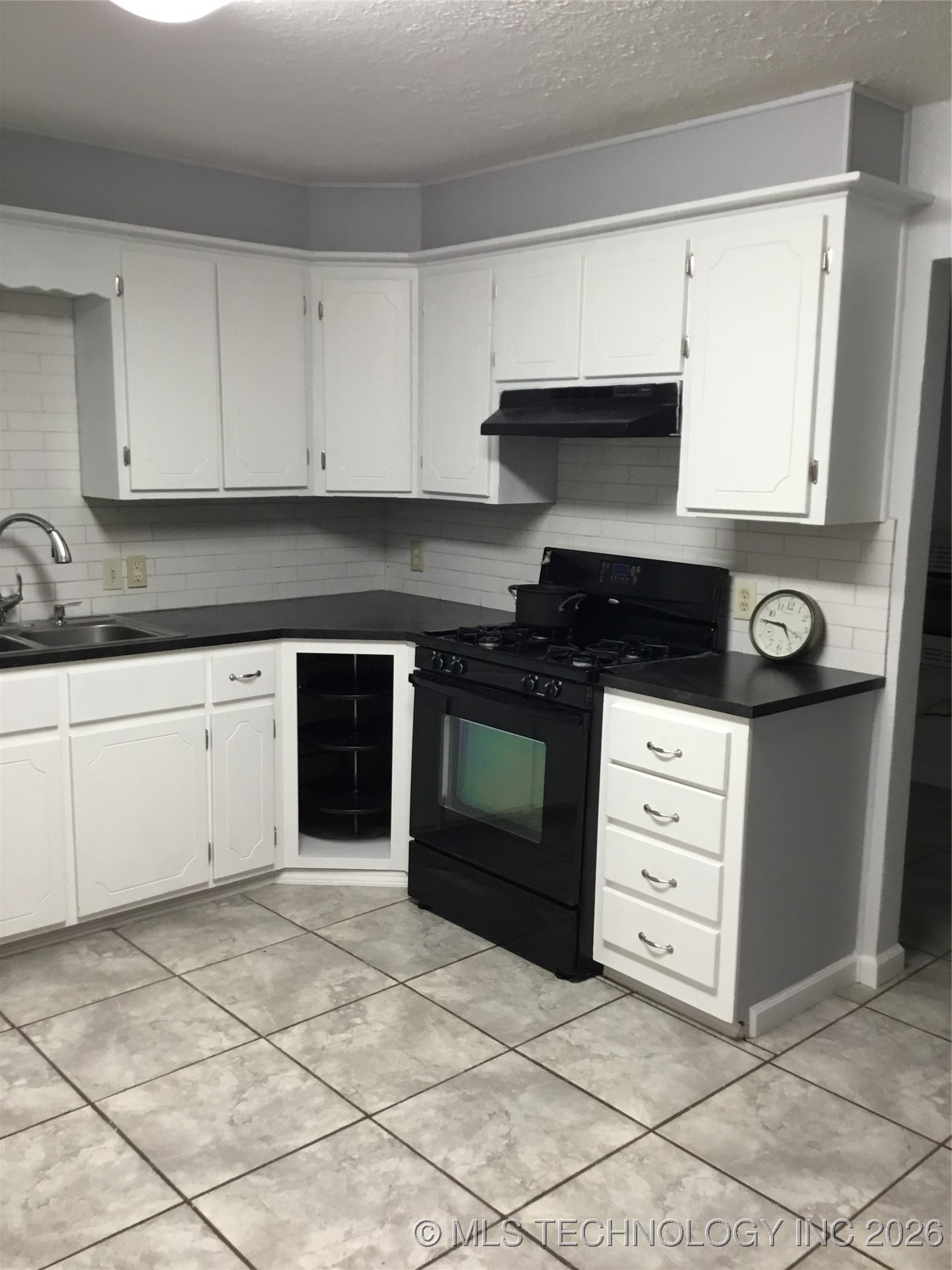 27 Rock Creek Drive Property Photo 15