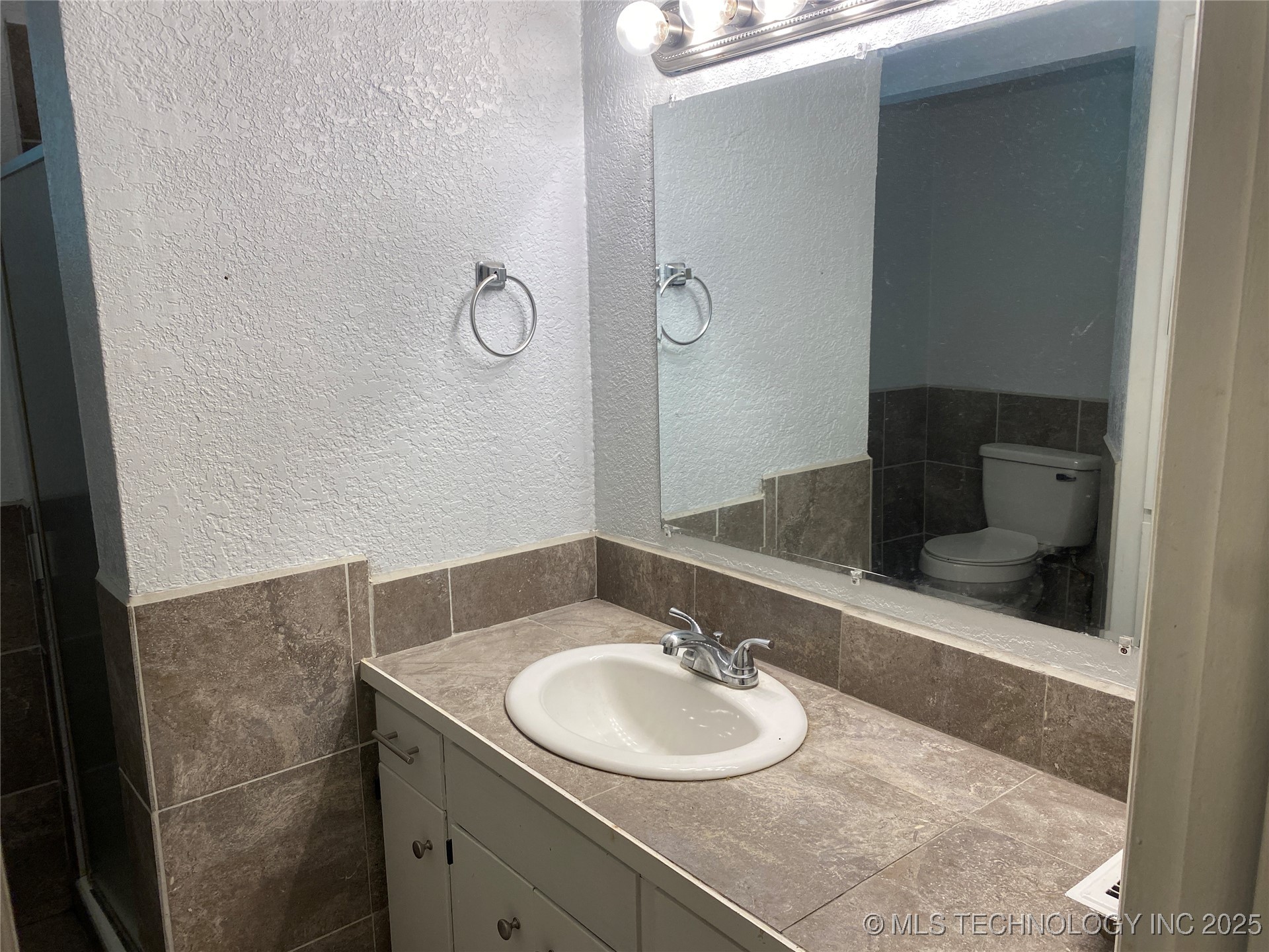 27 Rock Creek Drive Property Photo 29