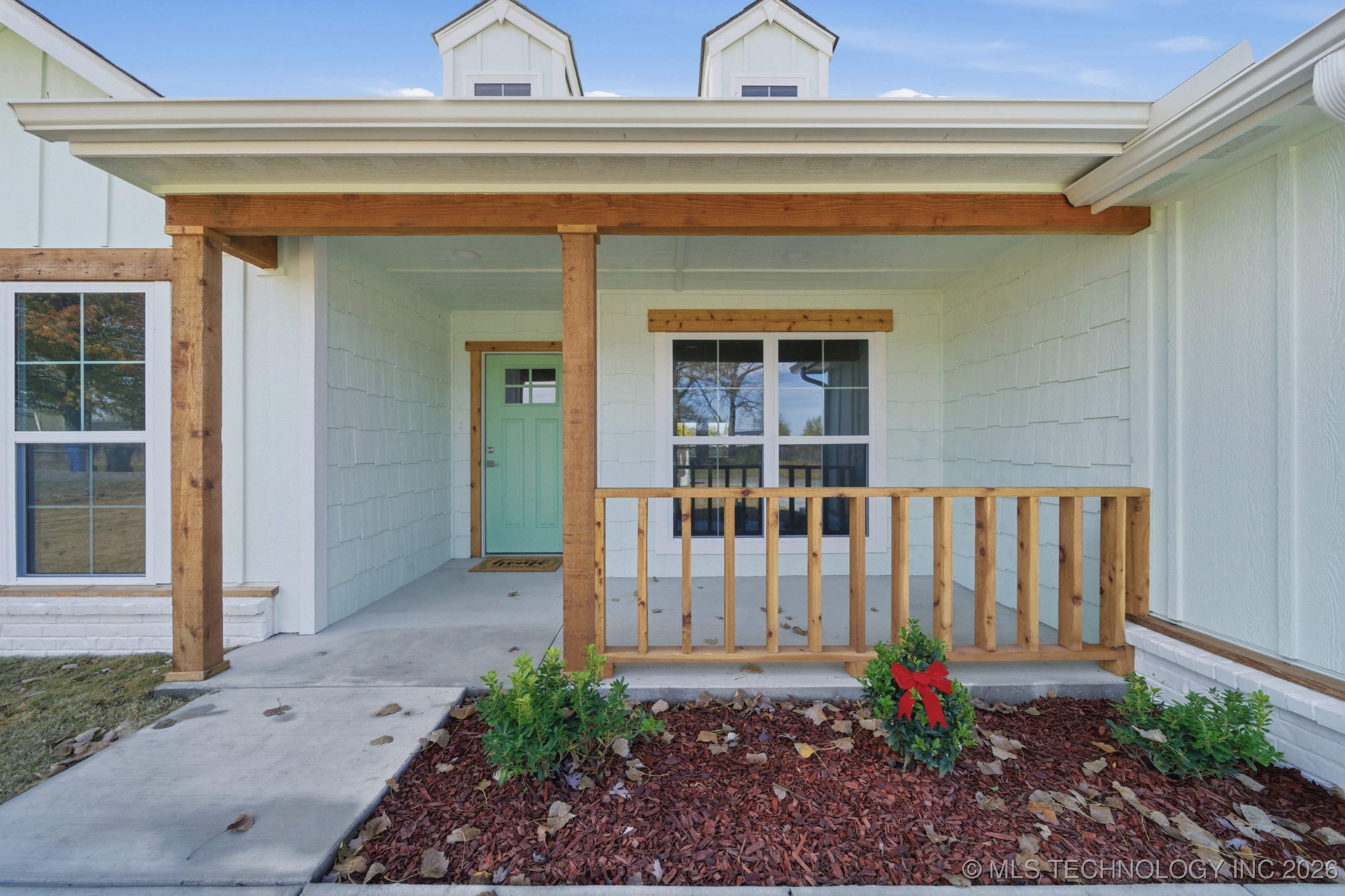 21524 E 35th Place S Property Photo 7