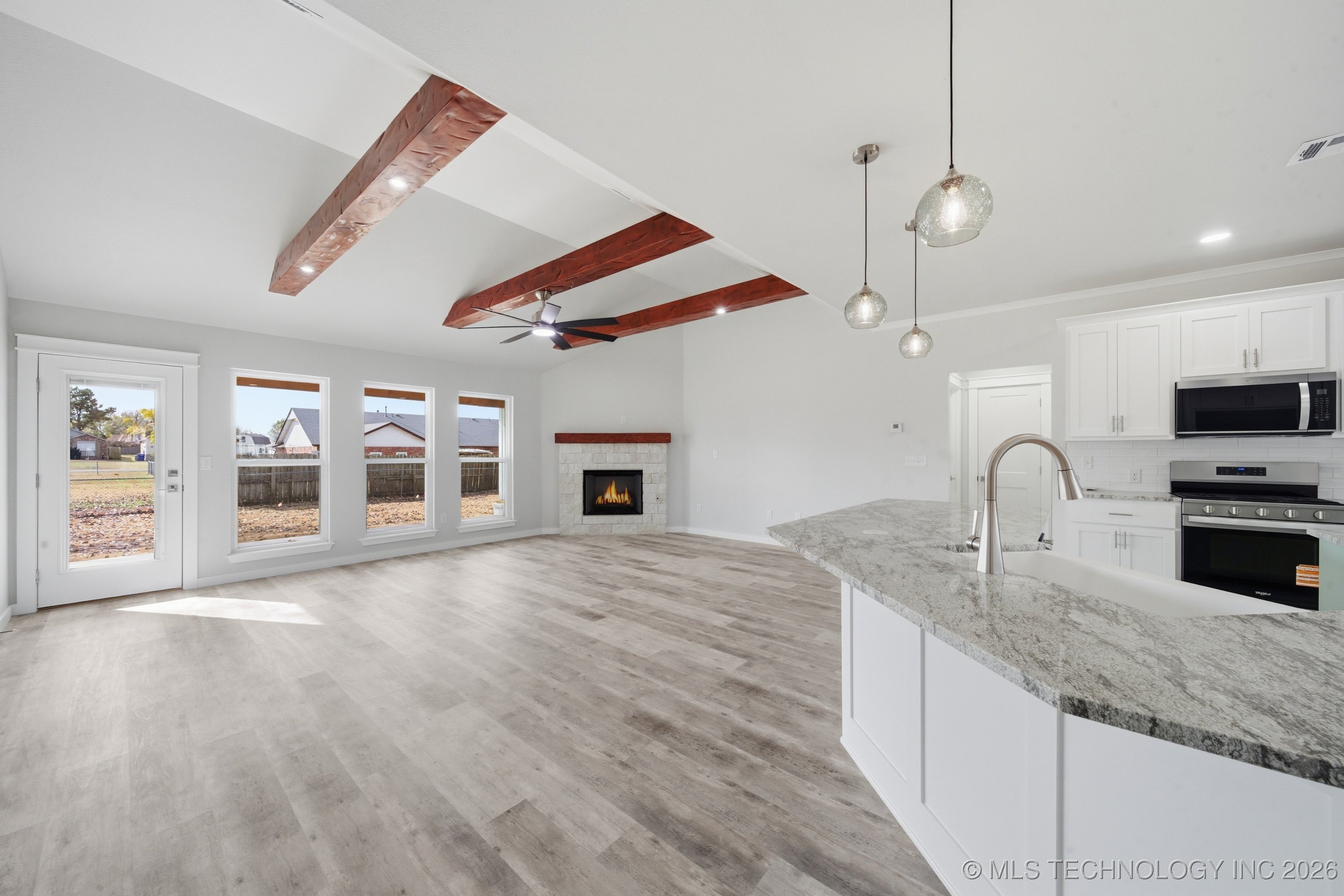 21524 E 35th Place S Property Photo 10