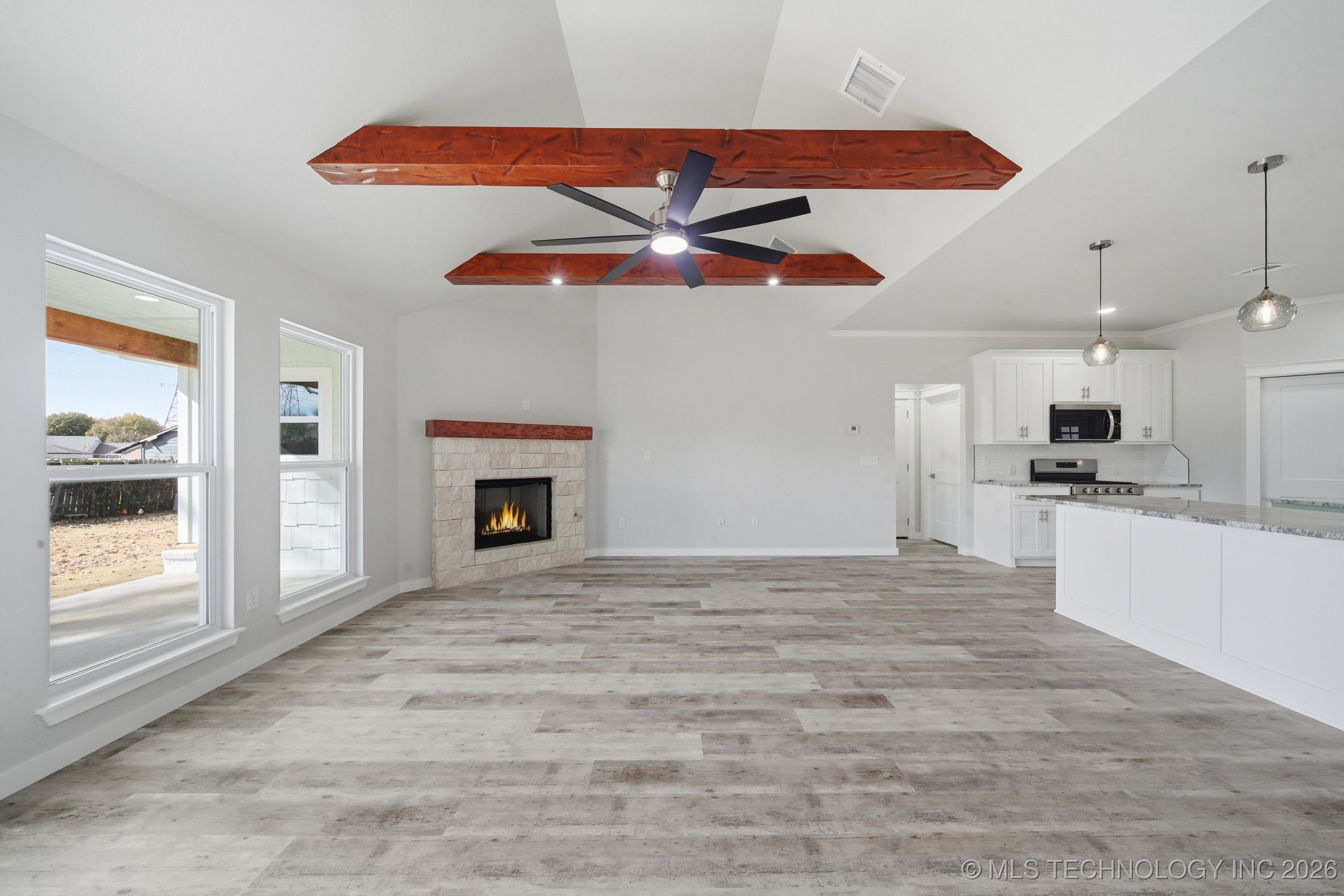 21524 E 35th Place S Property Photo 12