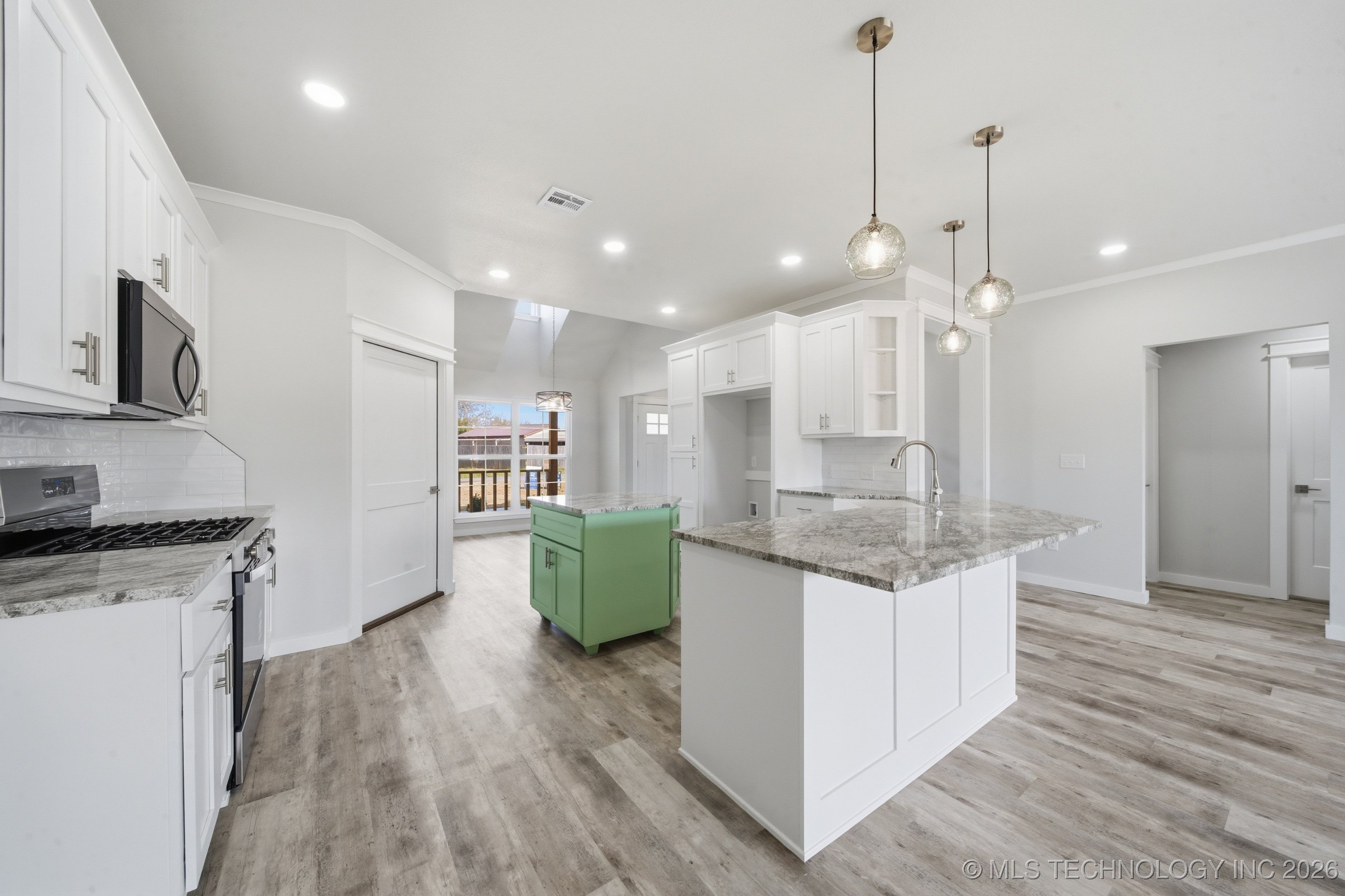 21524 E 35th Place S Property Photo 15