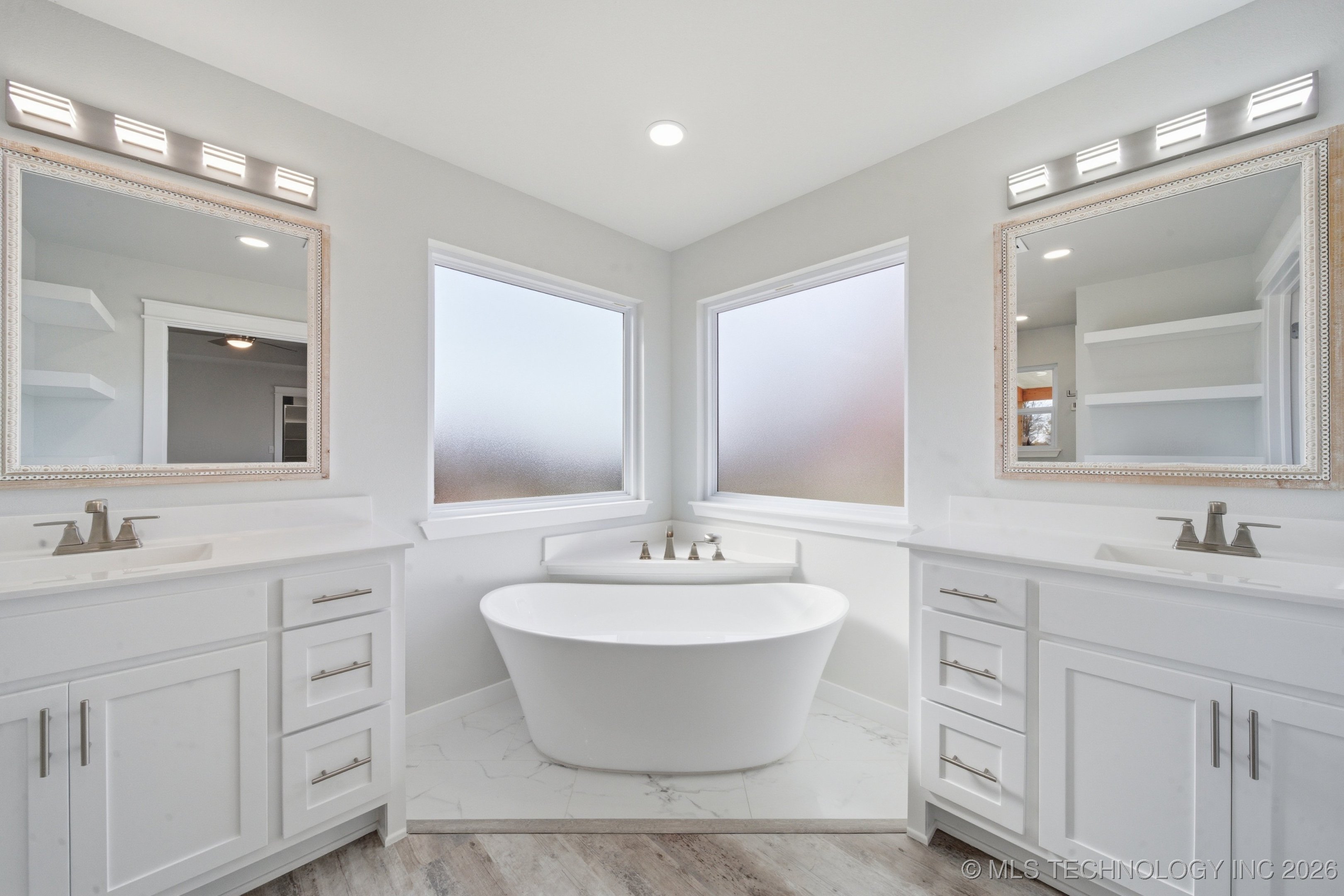 21524 E 35th Place S Property Photo 26