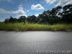 Lakeside Drive Property Photo 4