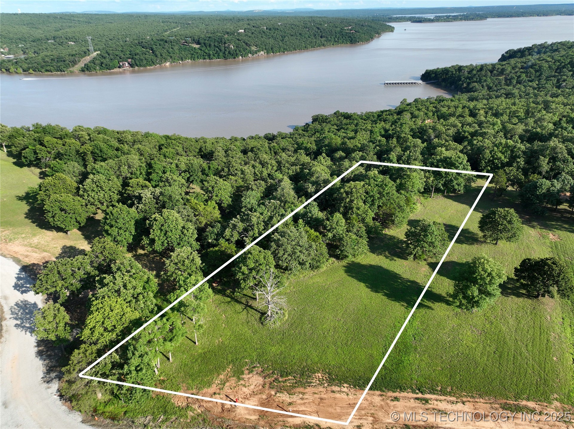 33 Patriot Pointe Property Photo 1