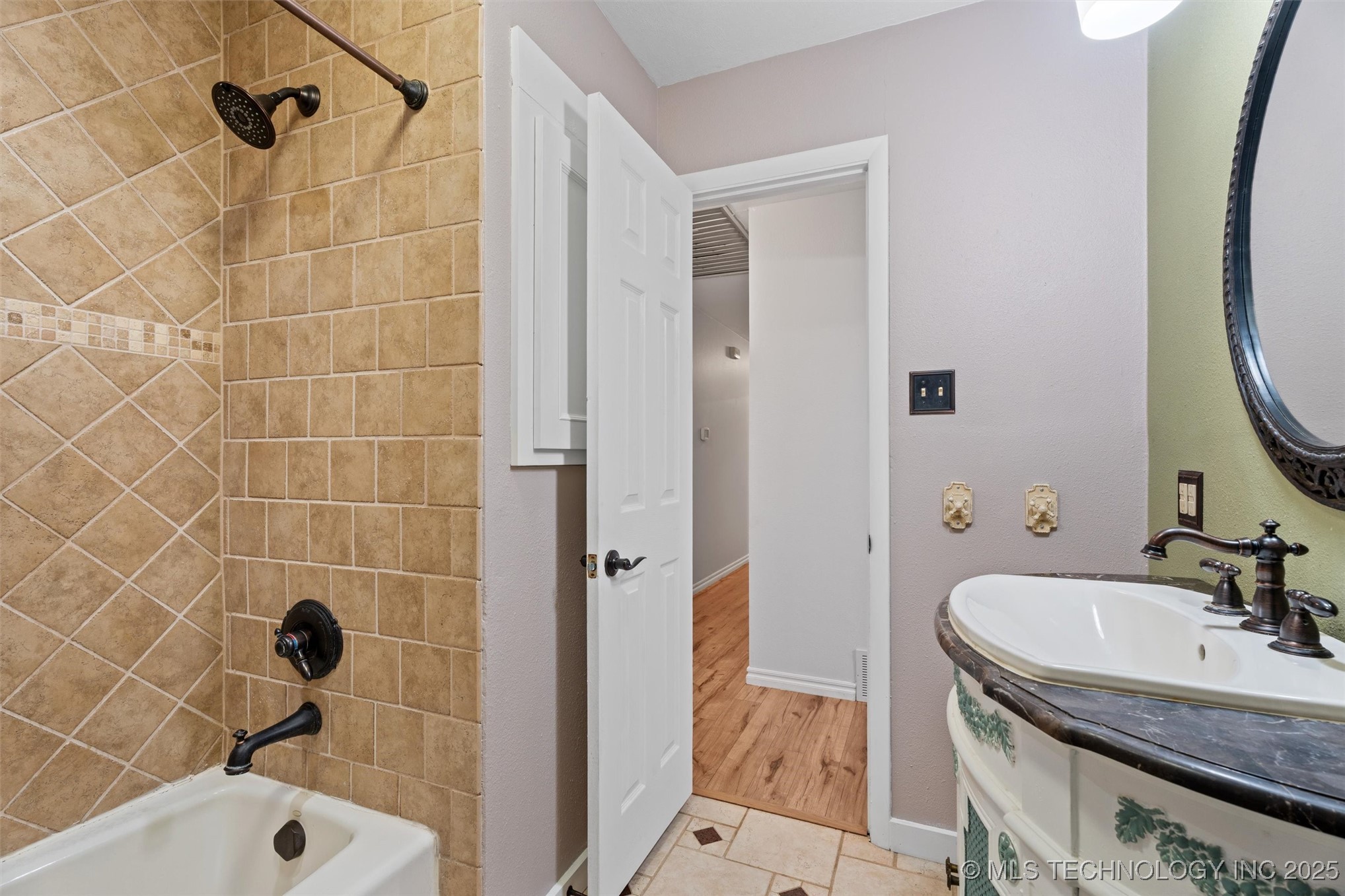 3608 Velma Drive Property Photo 21