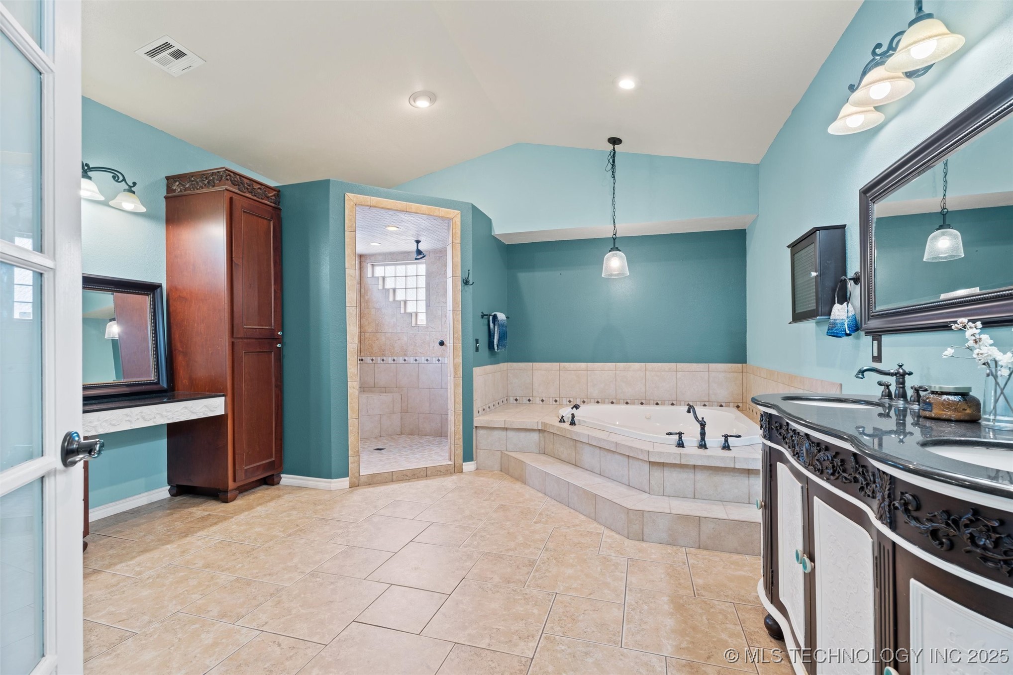 3608 Velma Drive Property Photo 28