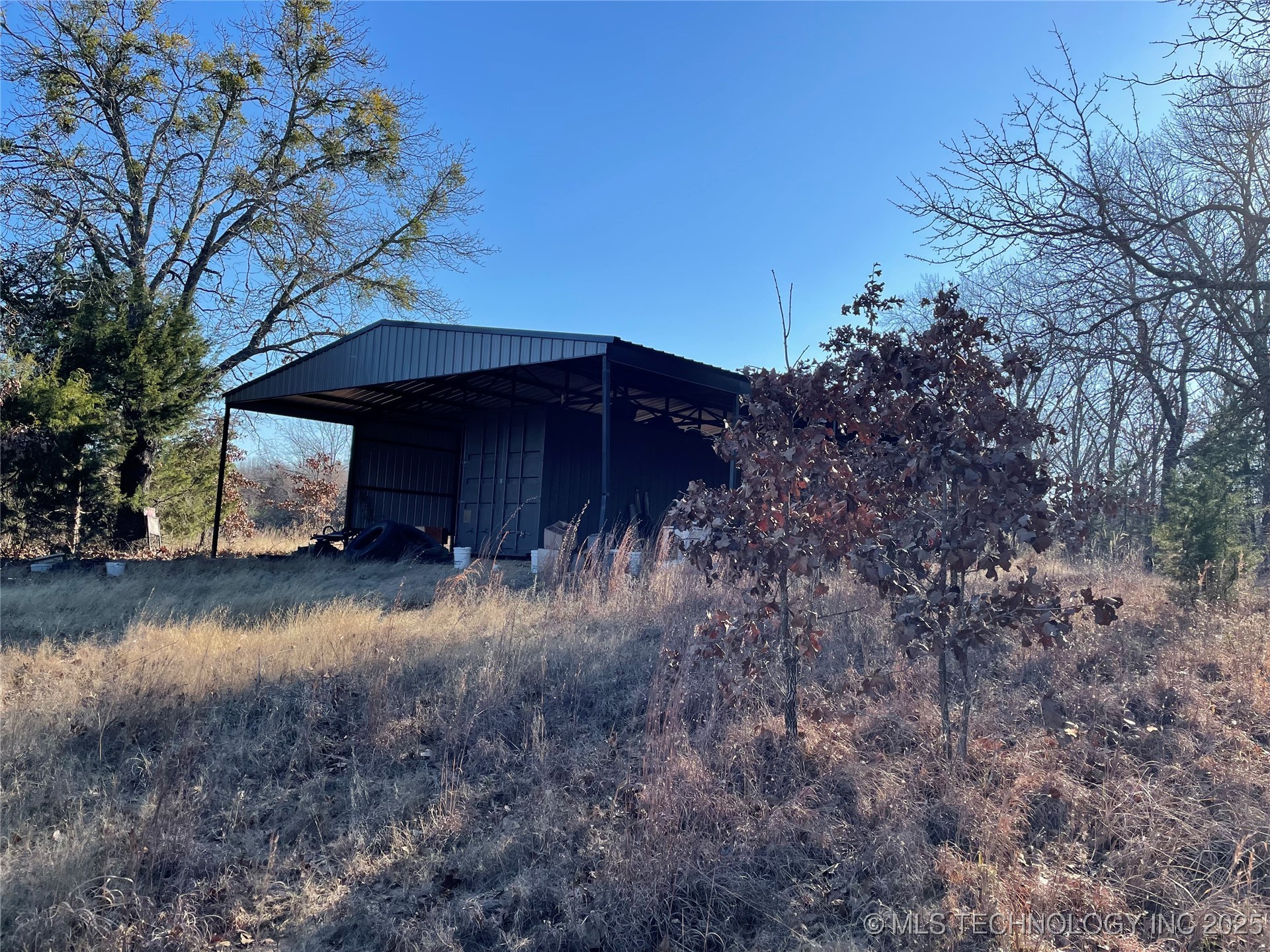 2034 N Ranchette Property Photo 2