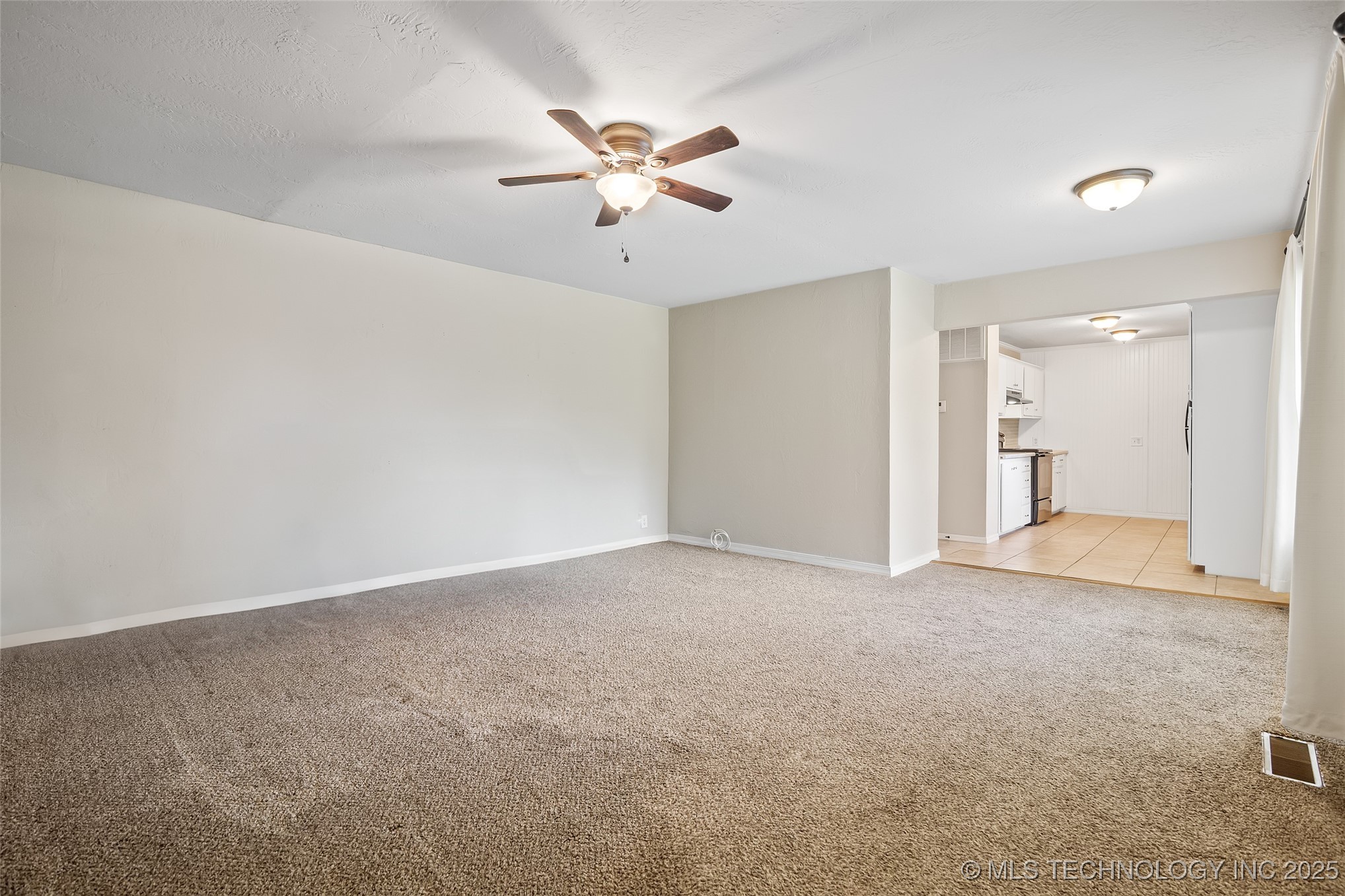 17995 S 4160 Road Property Photo 3