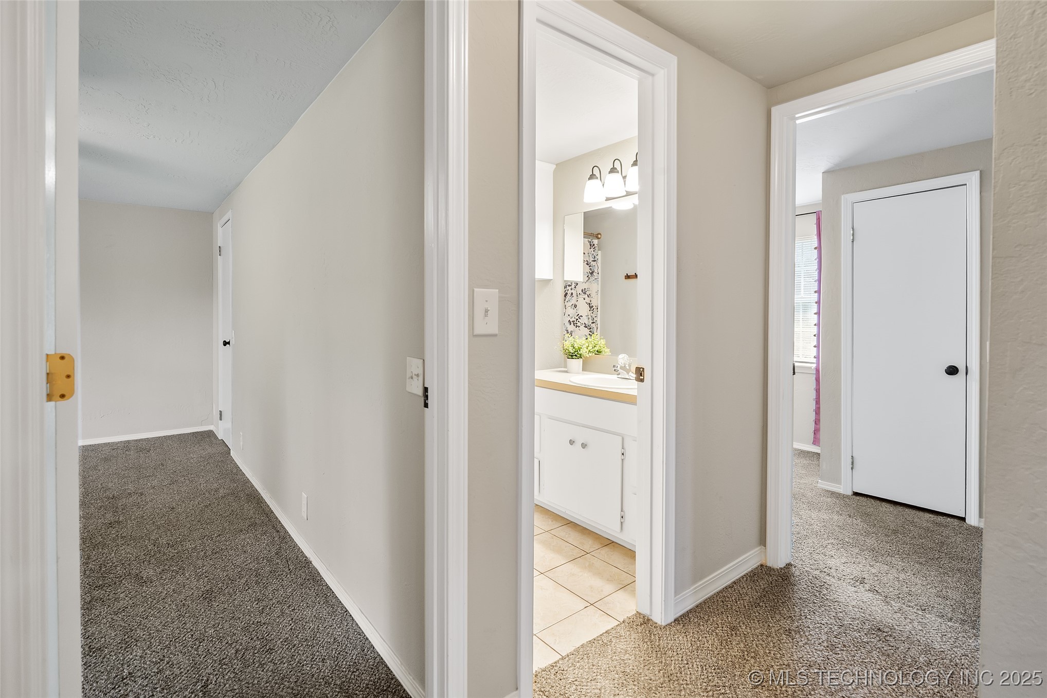 17995 S 4160 Road Property Photo 10