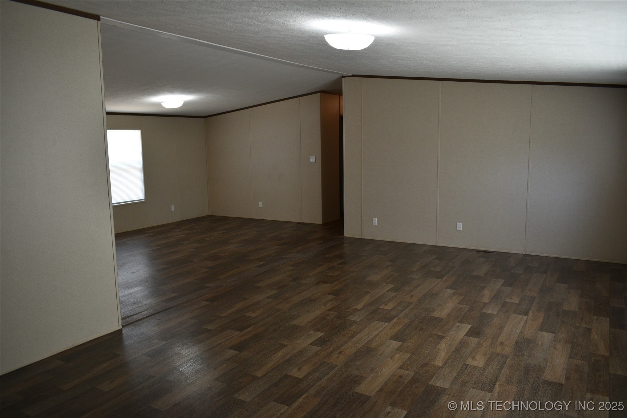 2855 Roy Roberts Property Photo 2