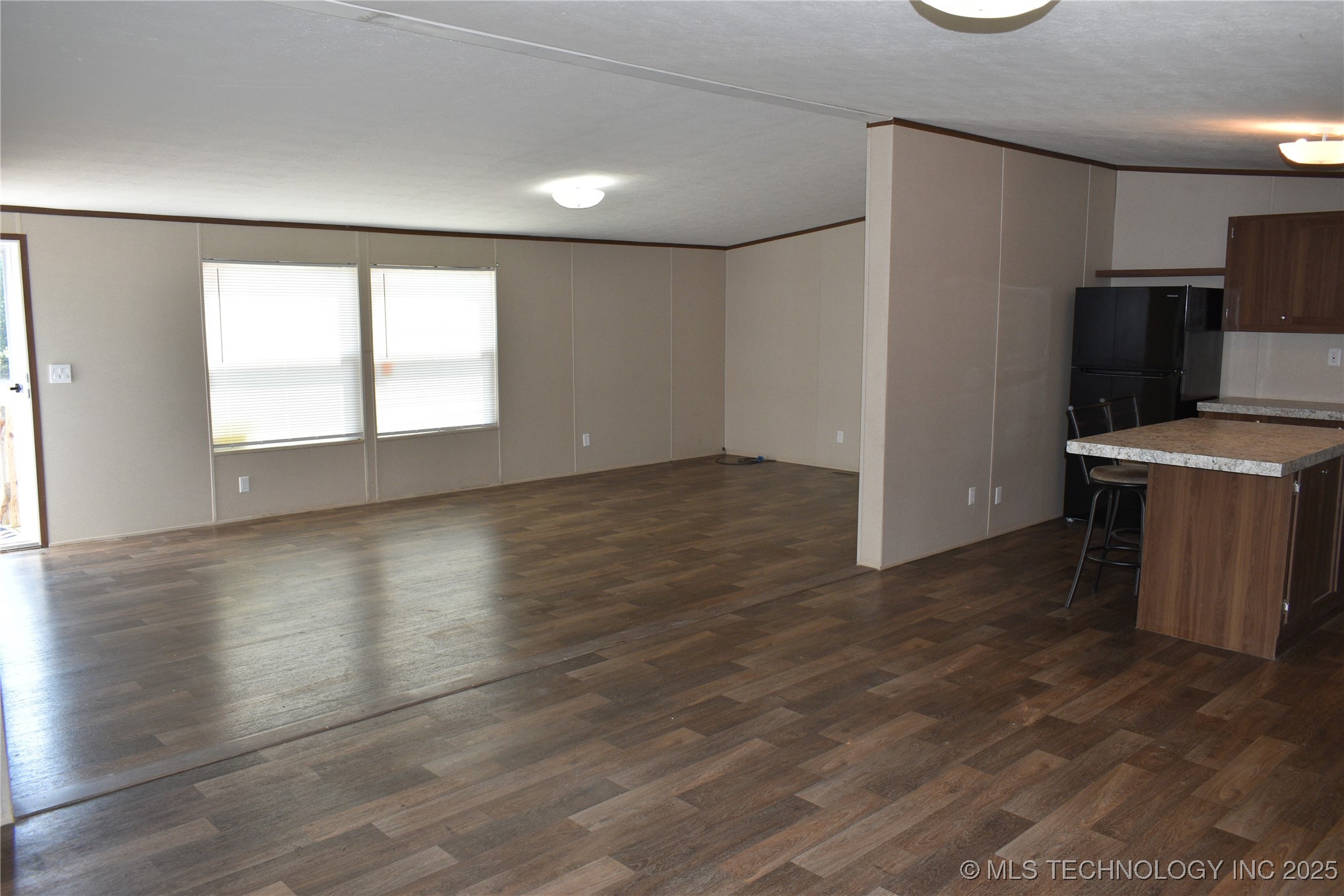 2855 Roy Roberts Property Photo 7