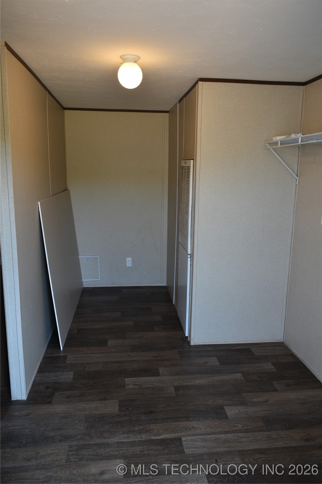 2855 Roy Roberts Property Photo 12