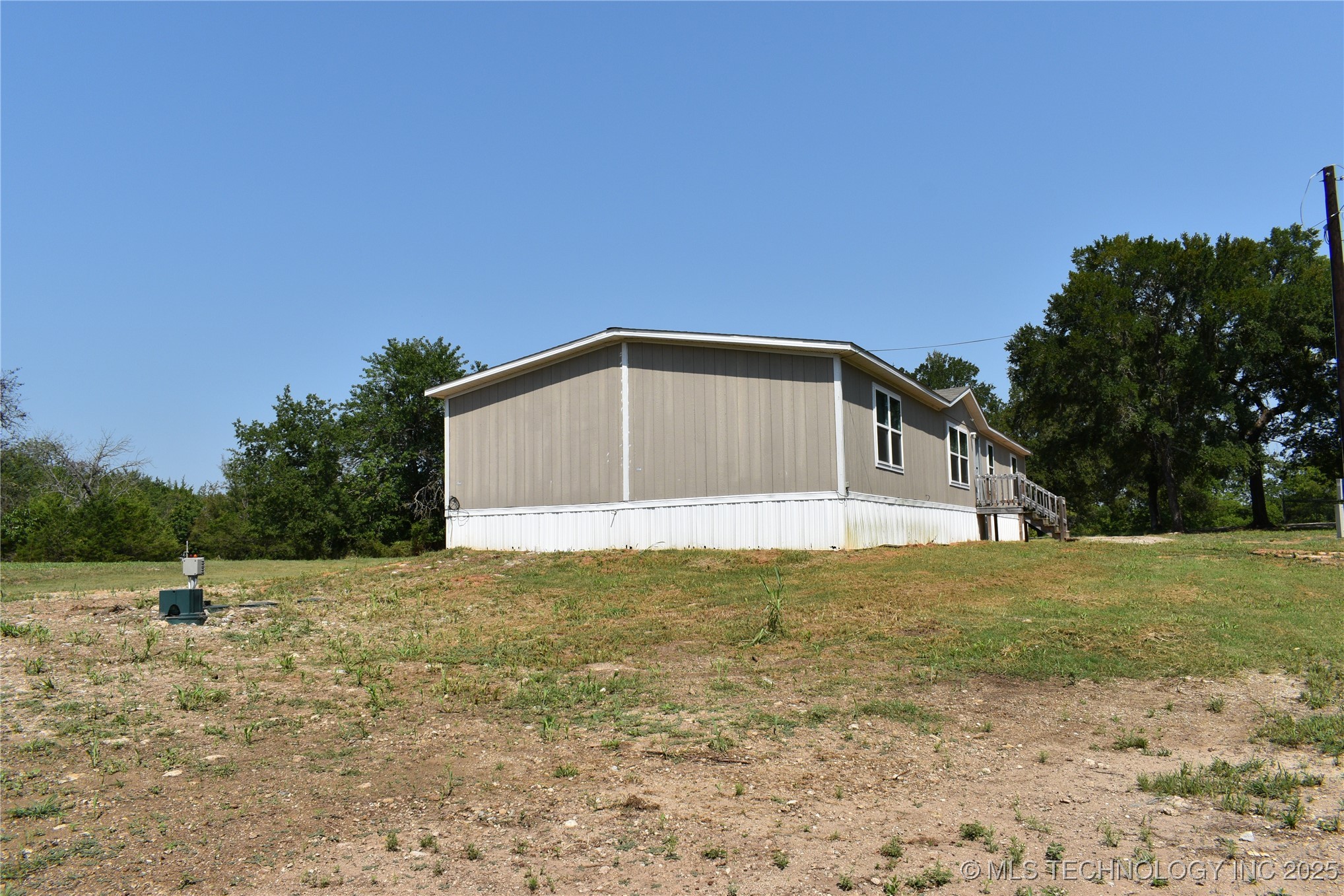 2855 Roy Roberts Property Photo 35