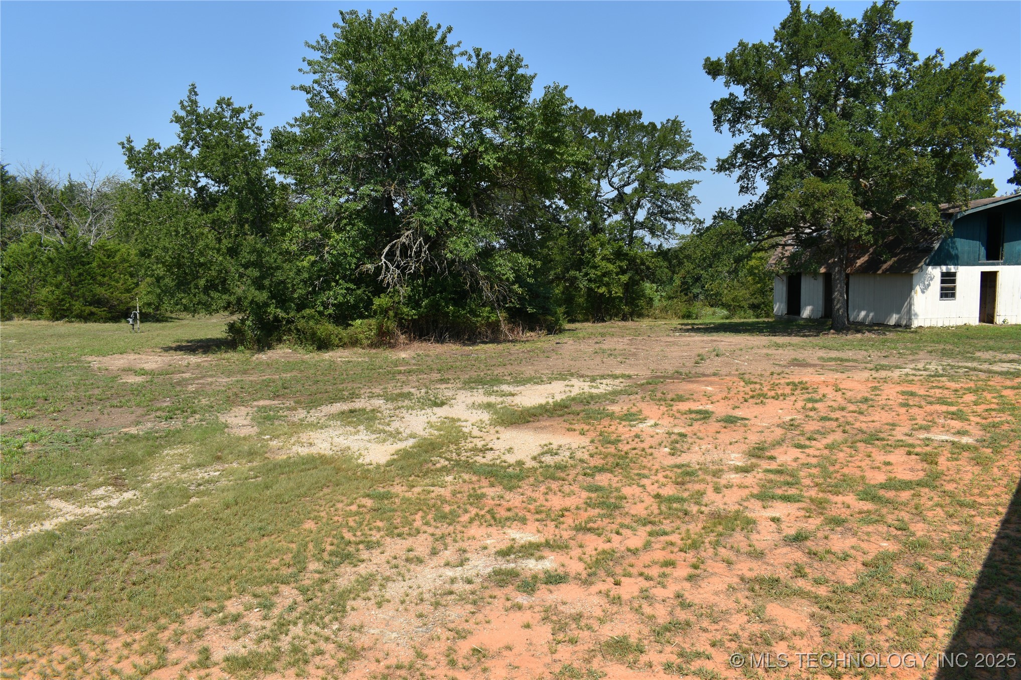 2855 Roy Roberts Property Photo 38