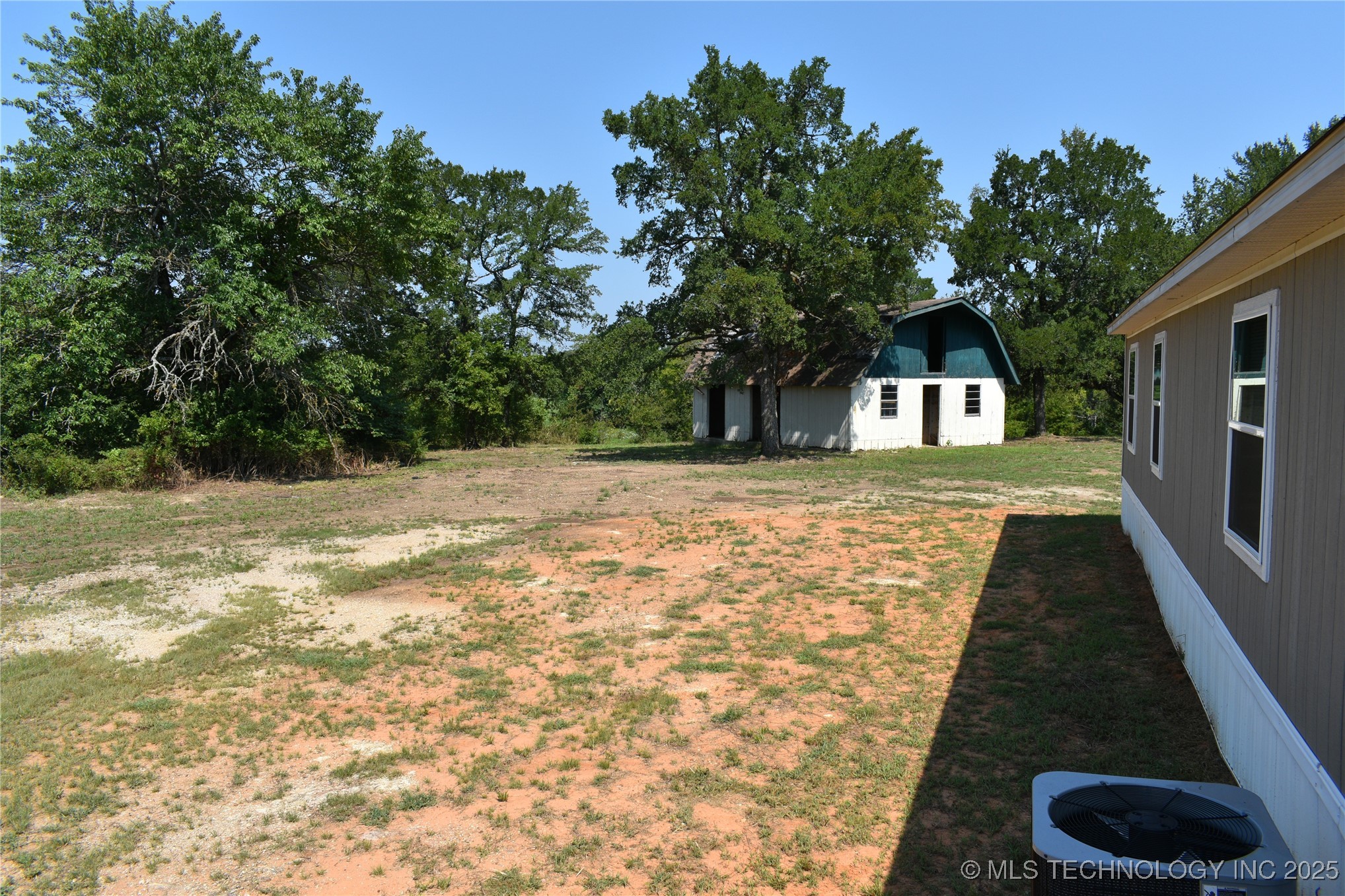 2855 Roy Roberts Property Photo 39