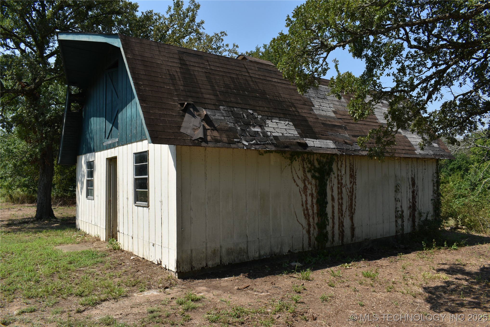 2855 Roy Roberts Property Photo 40