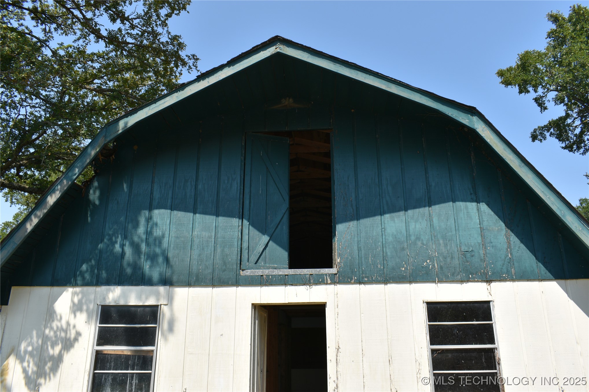 2855 Roy Roberts Property Photo 41