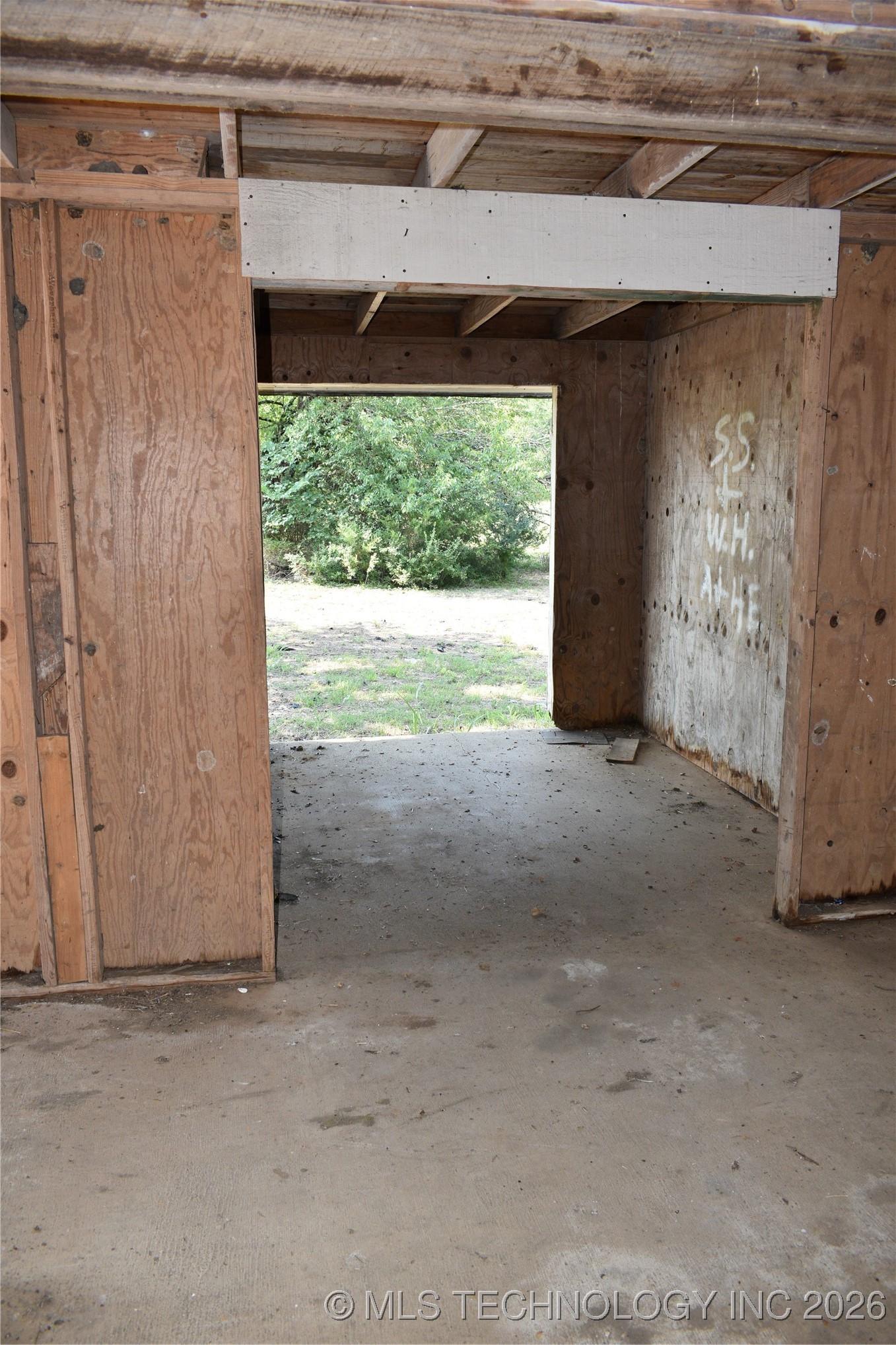 2855 Roy Roberts Property Photo 45