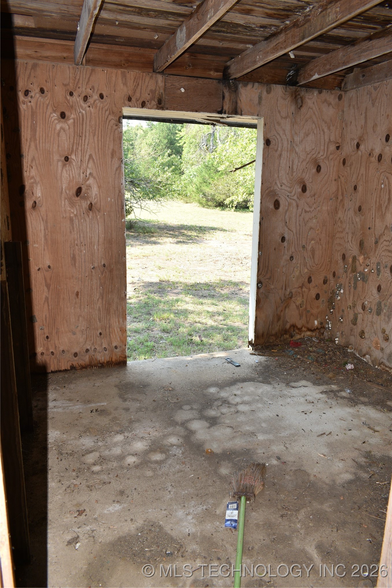 2855 Roy Roberts Property Photo 47