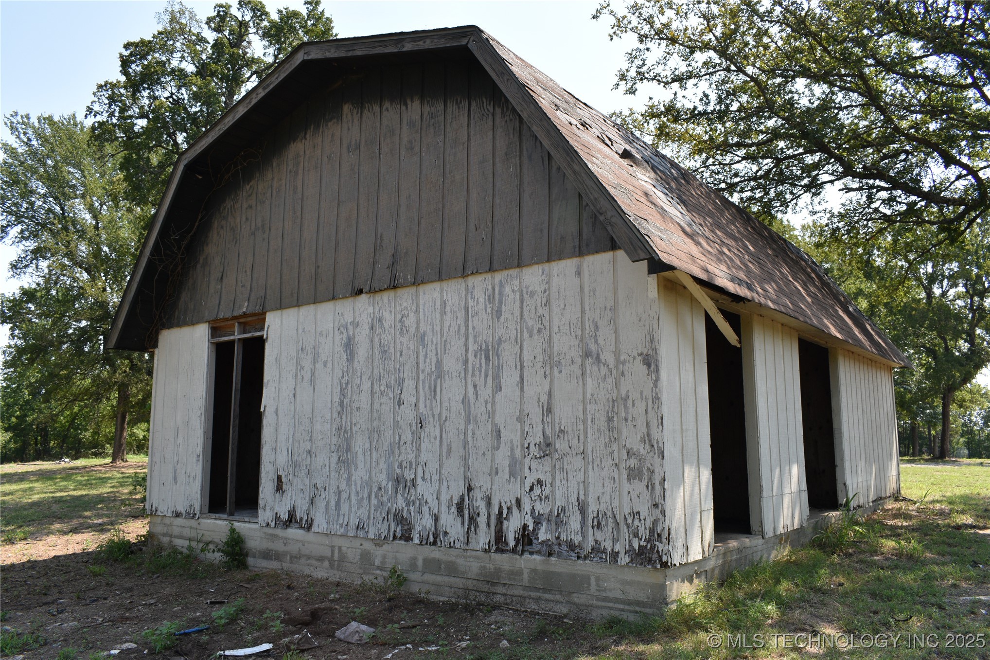 2855 Roy Roberts Property Photo 49