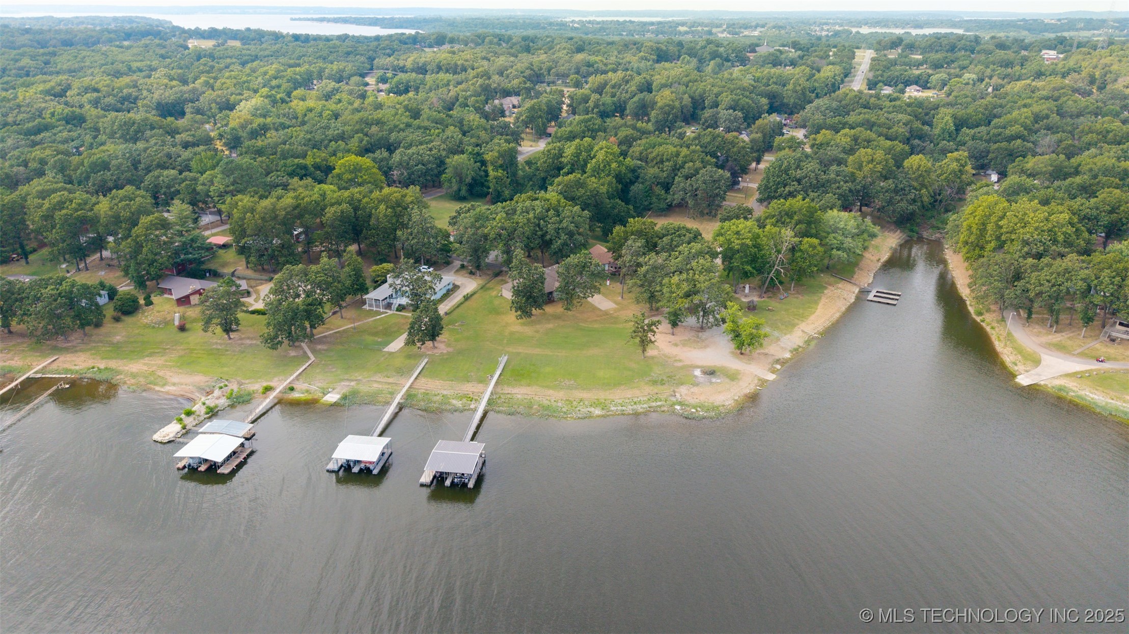 Moffatt Street Property Photo 8