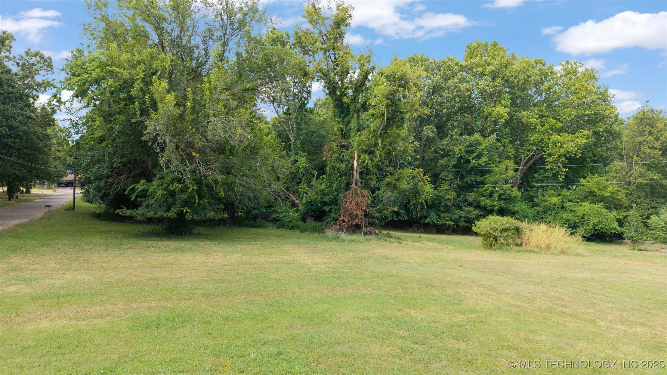 Moffatt Street Property Photo 11