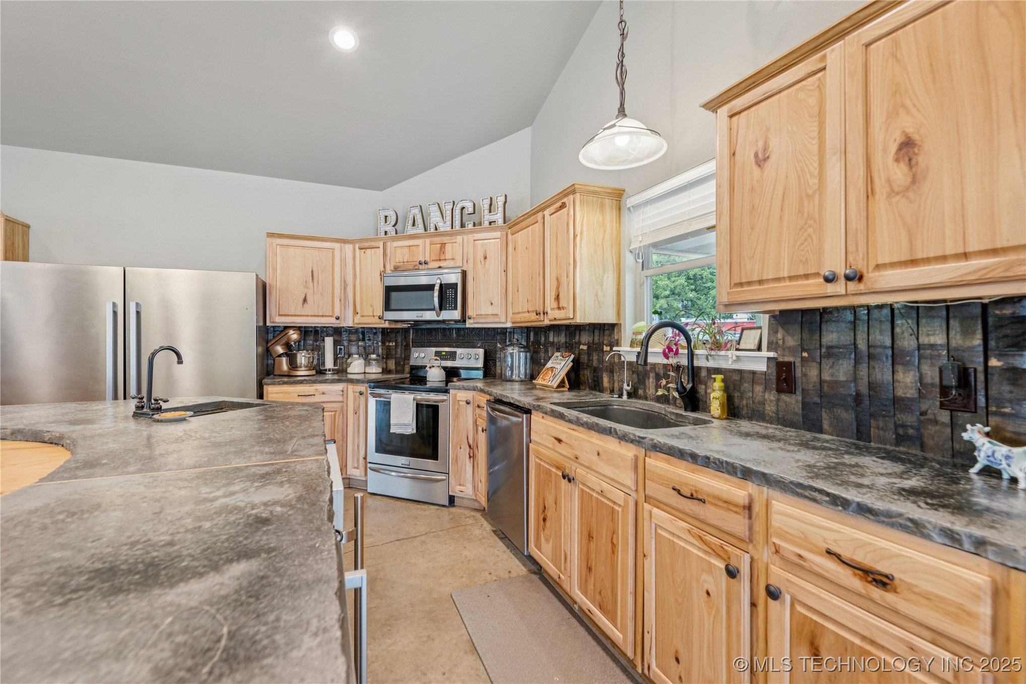 23605 E 132nd Street S Property Photo 11