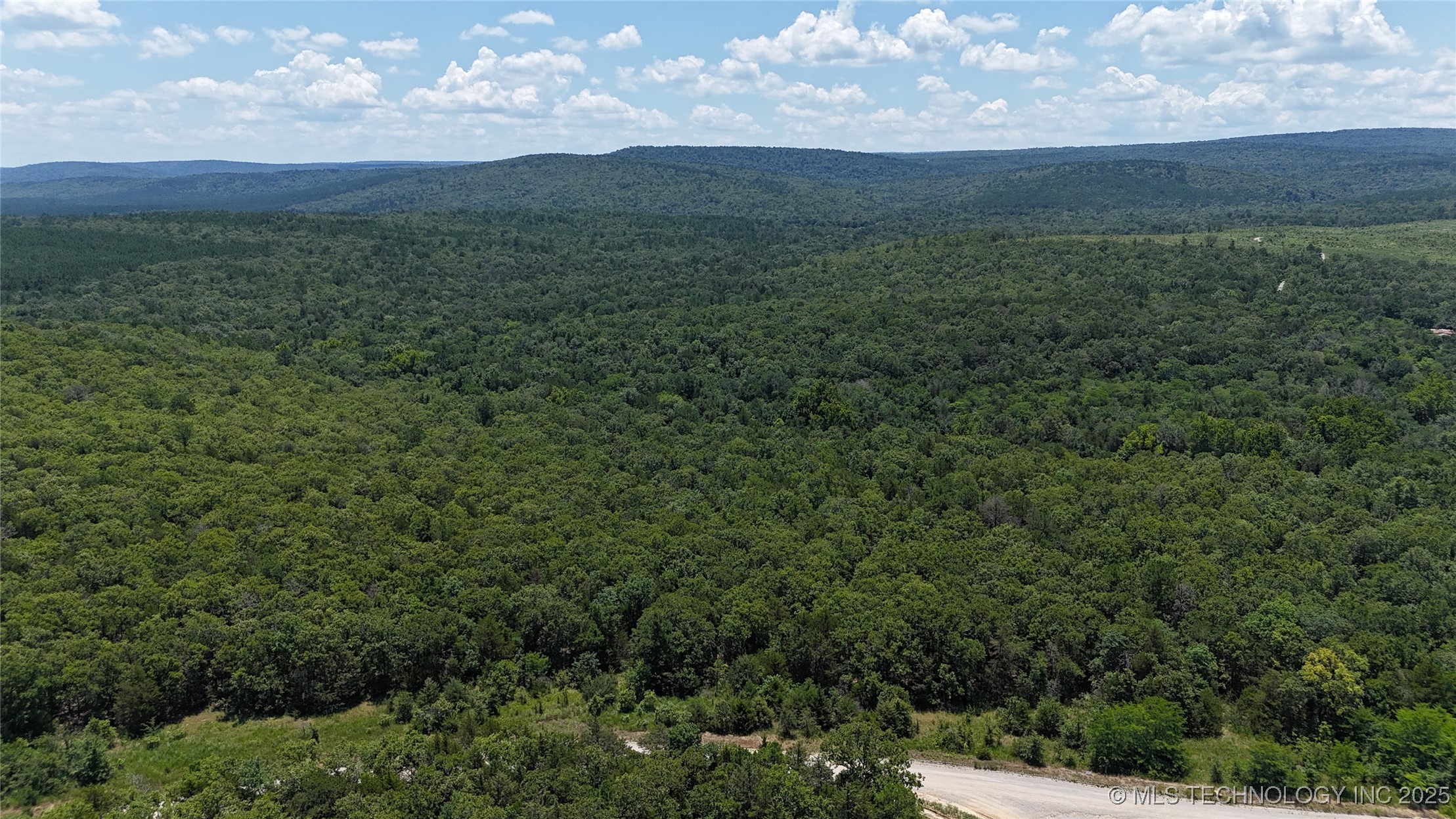 2535438 Property Photo 1