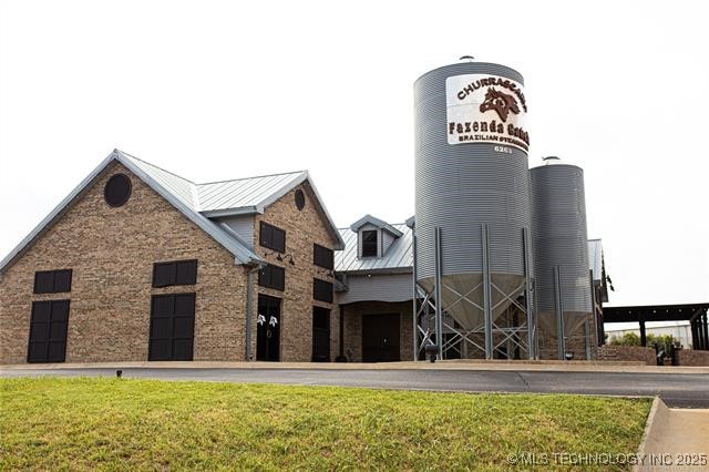 6263 Highway 66 Highway Property Photo 5