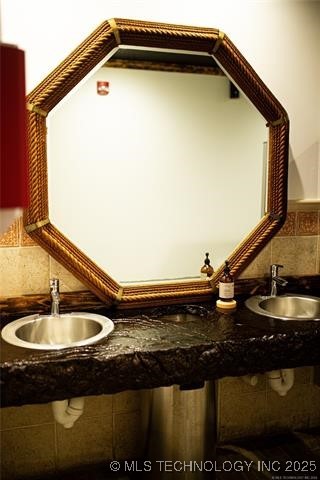 6263 Highway 66 Highway Property Photo 12