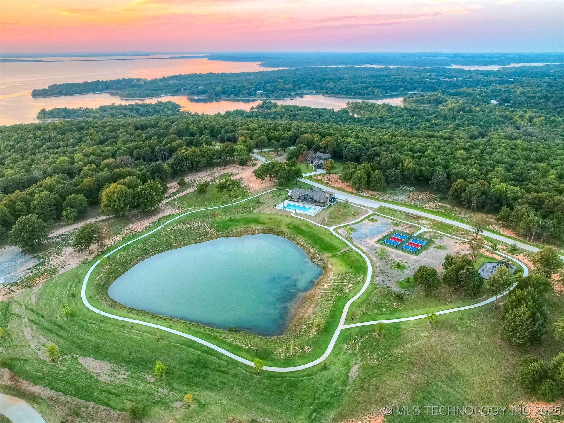 119 Patriot Pointe Property Photo 6