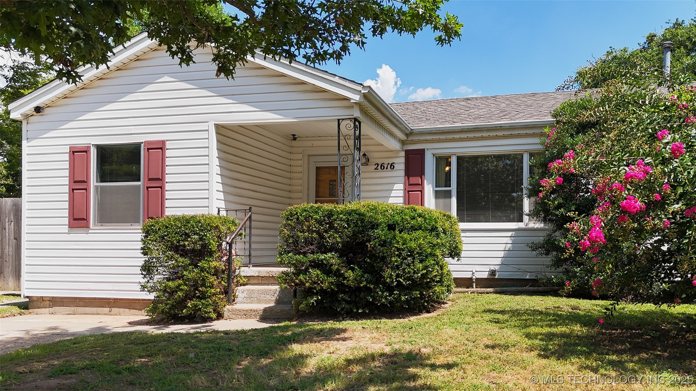 2616 Norman Avenue Property Photo 7