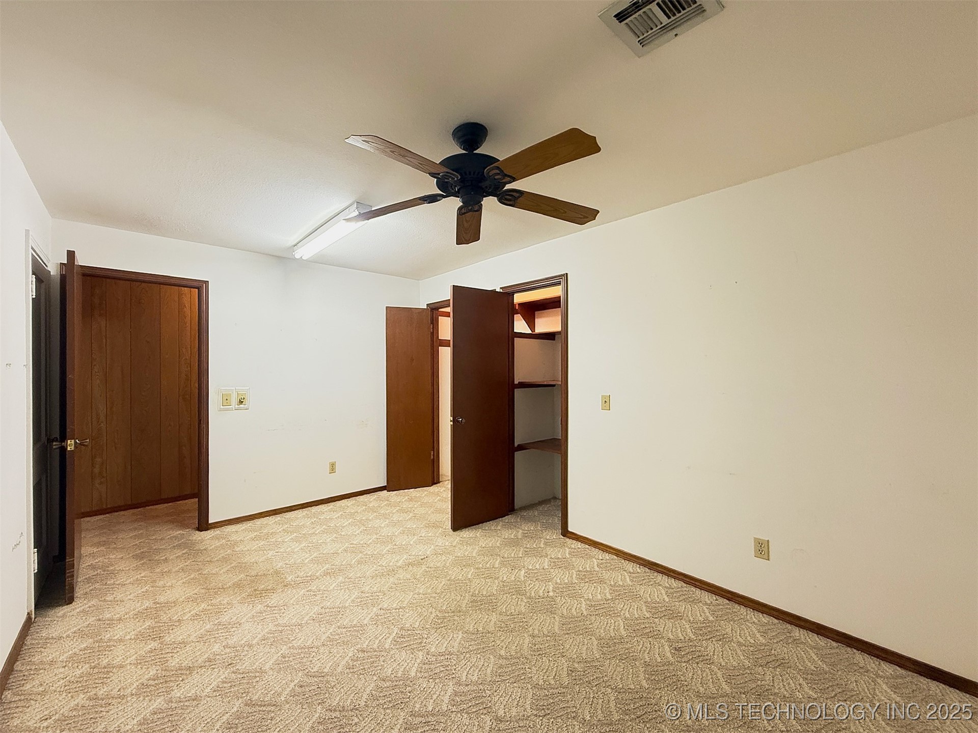 2616 Norman Avenue Property Photo 31