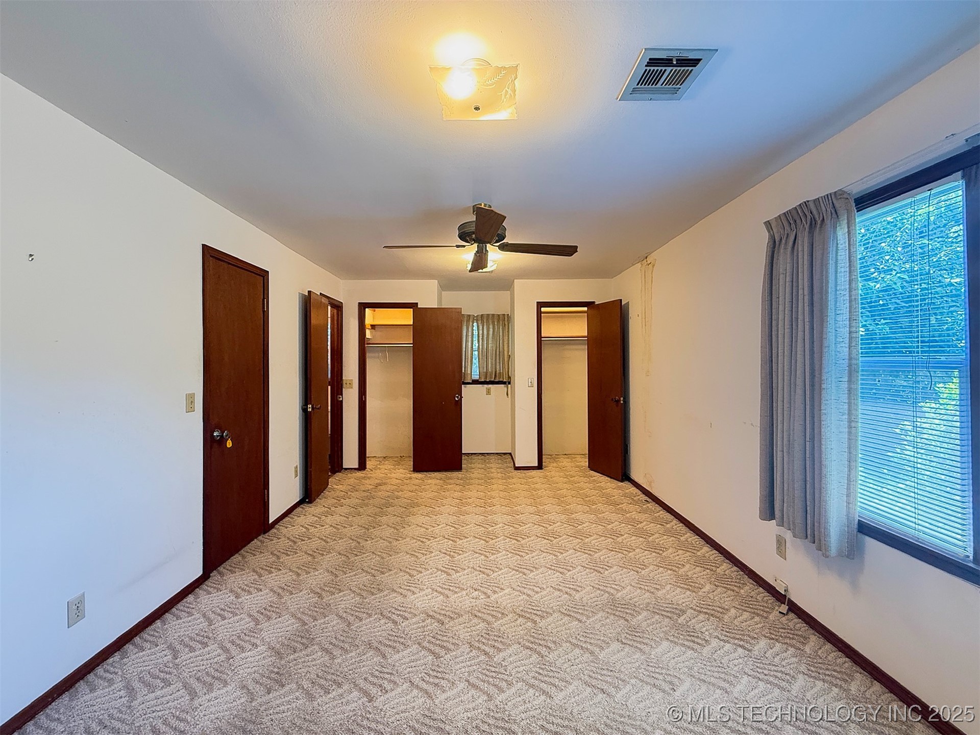 2616 Norman Avenue Property Photo 33