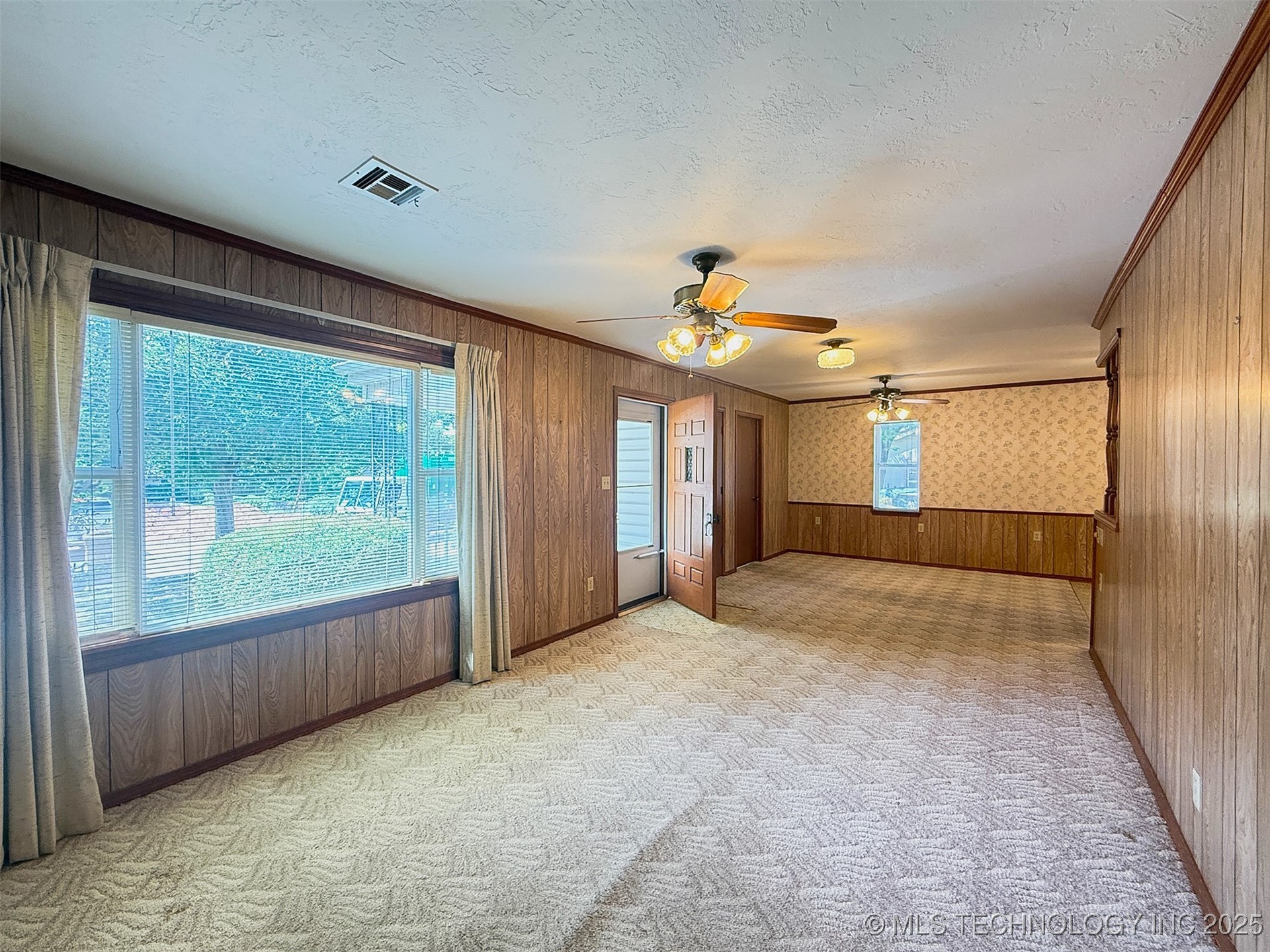 2616 Norman Avenue Property Photo 40