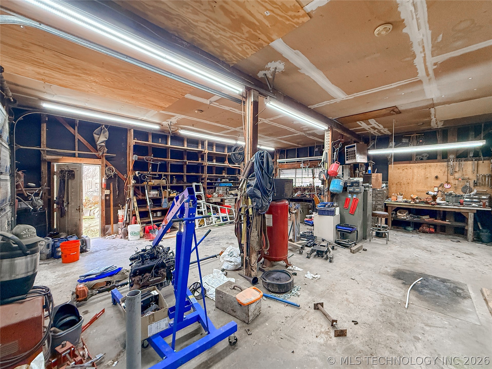 2616 Norman Avenue Property Photo 45