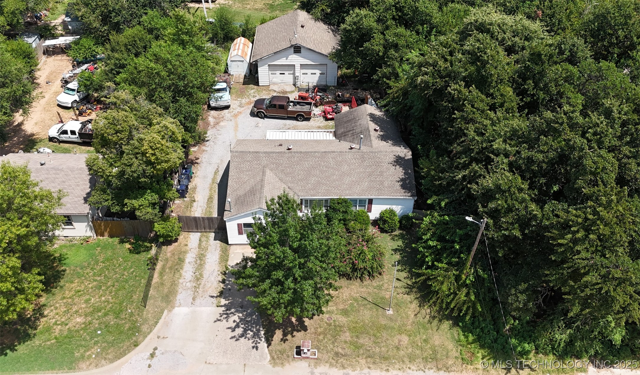 2616 Norman Avenue Property Photo 53