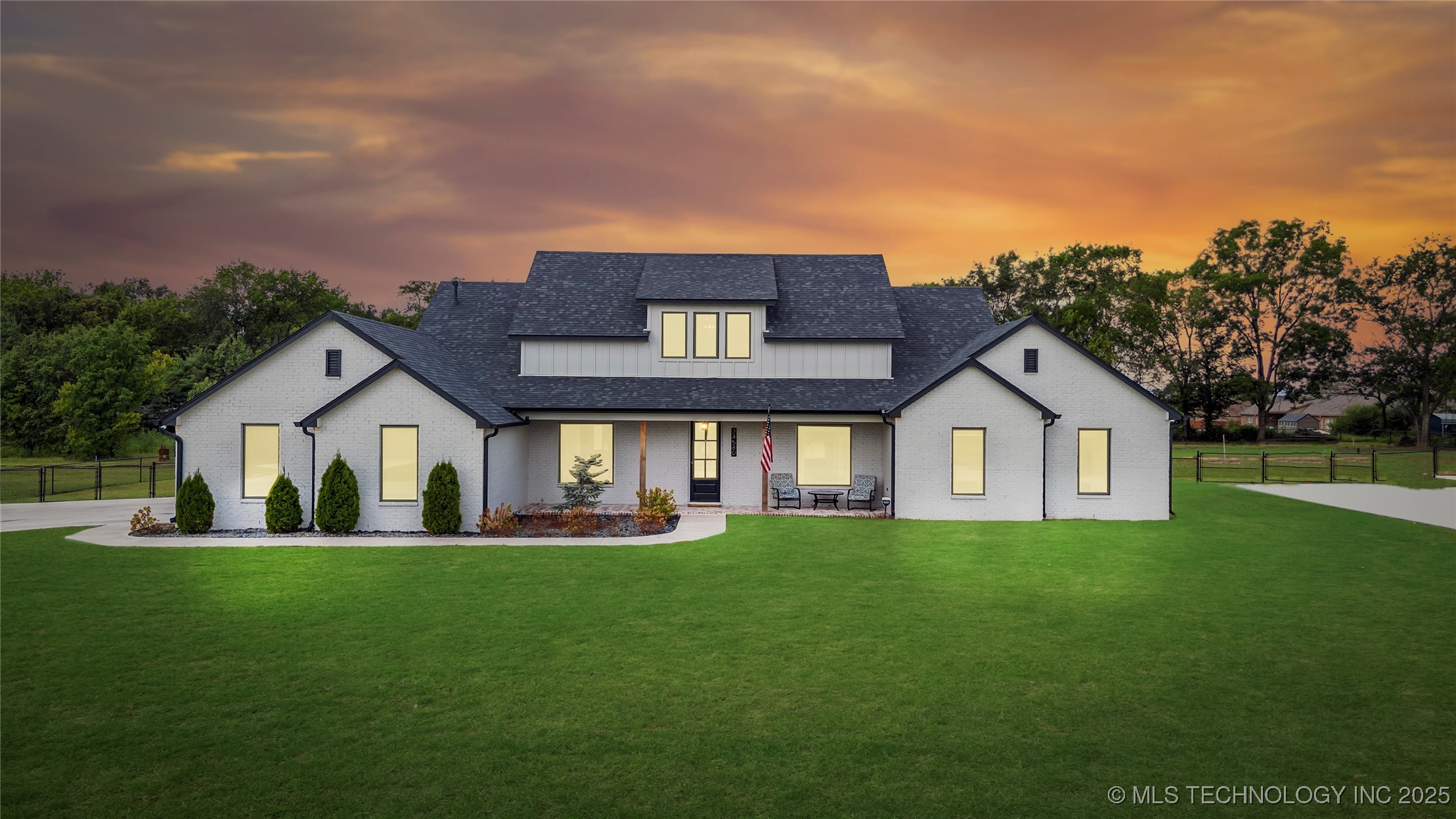 24580 S Eliza Drive Property Photo 1