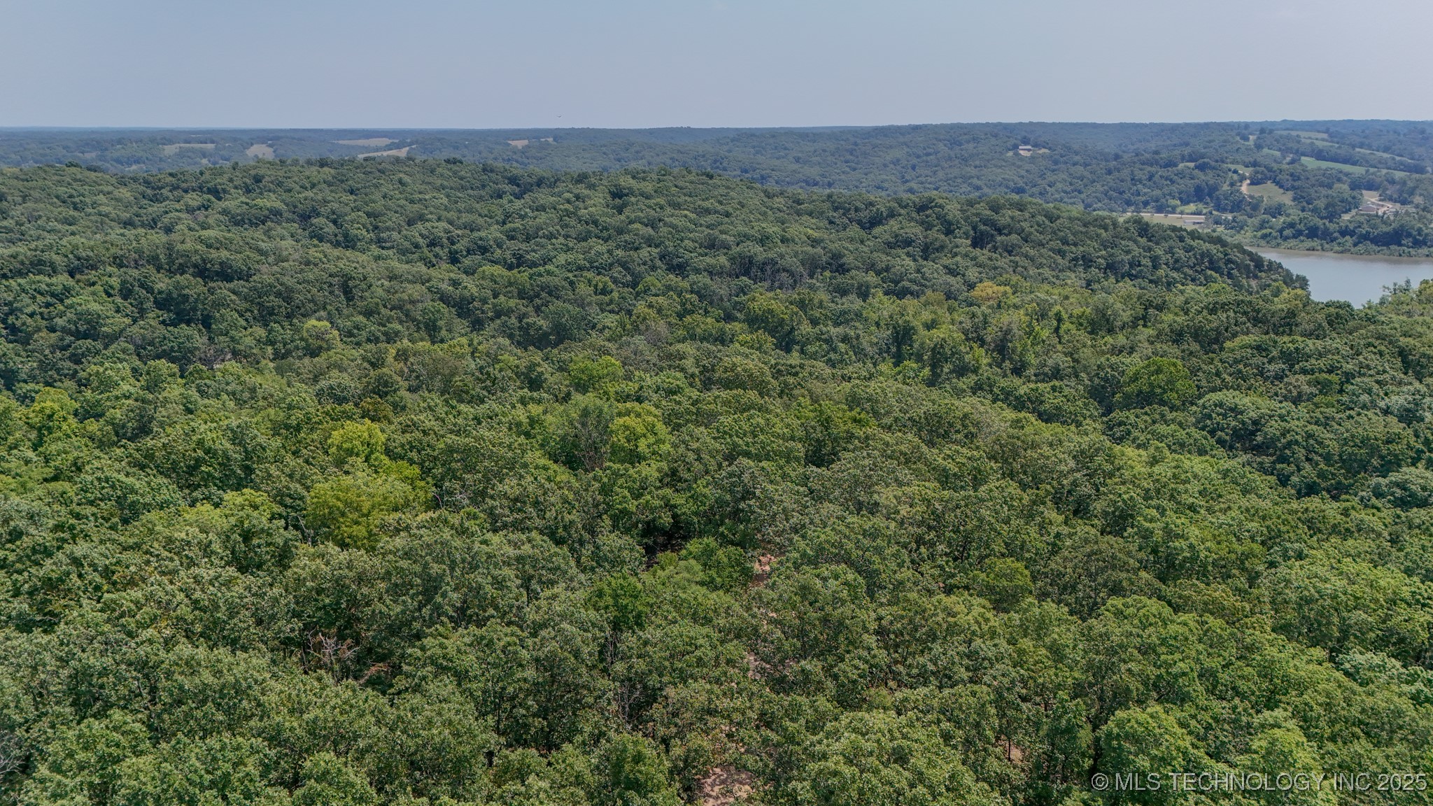 180 E Wyandotte Road Property Photo 1