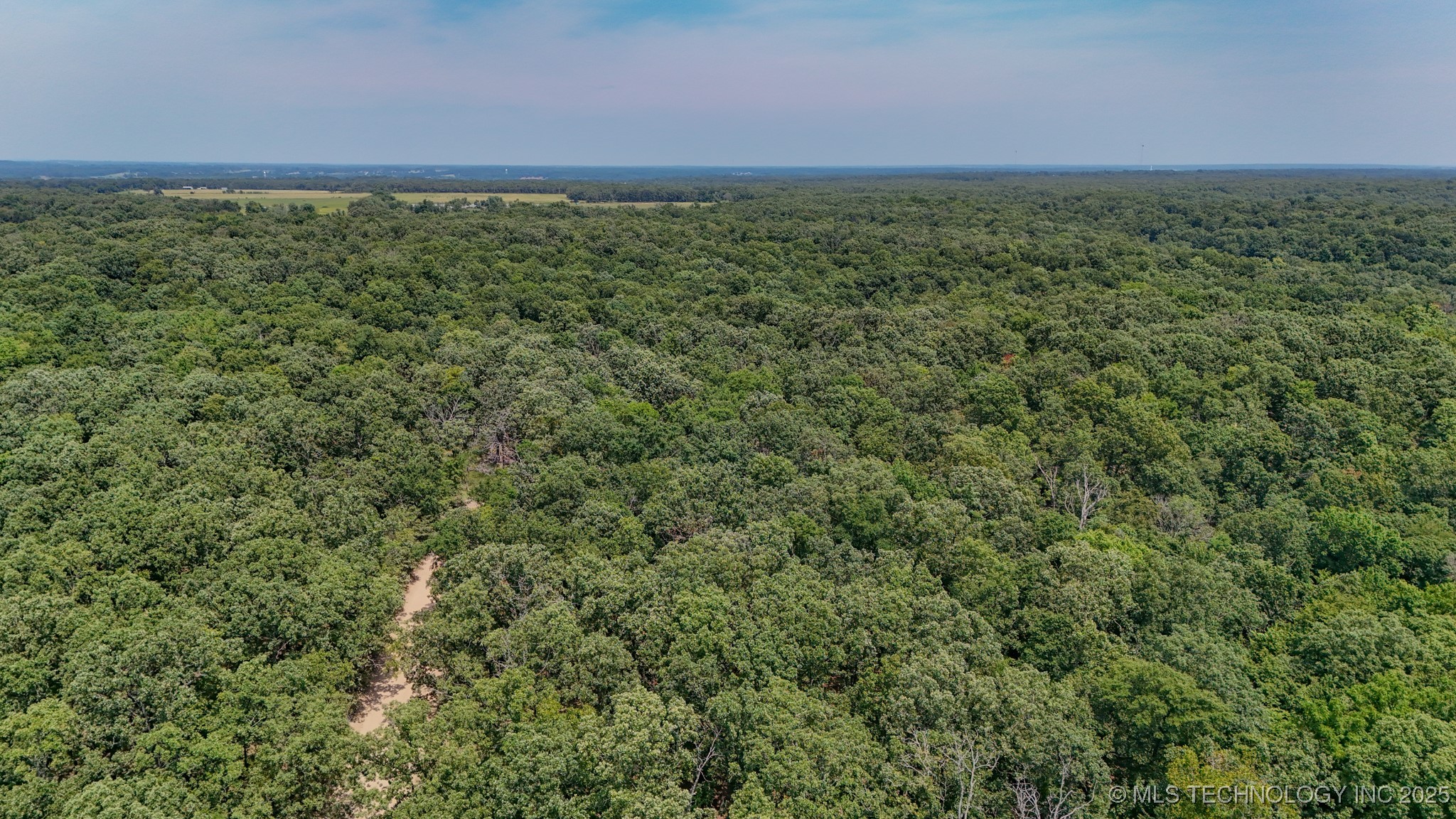 180 E Wyandotte Road Property Photo 3